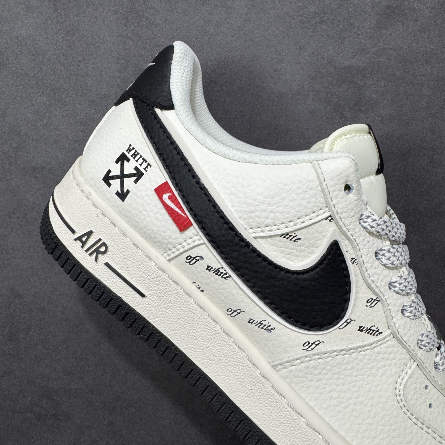 图片[6]-【定制版】Nike Air Force 1\’07 Low 联名 米黑勾 空军一号低帮休闲板鞋 SM6668-117  #原楦头原纸板 原装鞋盒 定制五金配件 内置全掌气垫 原厂鞋底   尺码：36 36.5 37.5 38 38.5 39 40 40.5 41 42 42.5 43 44 44.5 45 编码：HXSA310320-选品中心