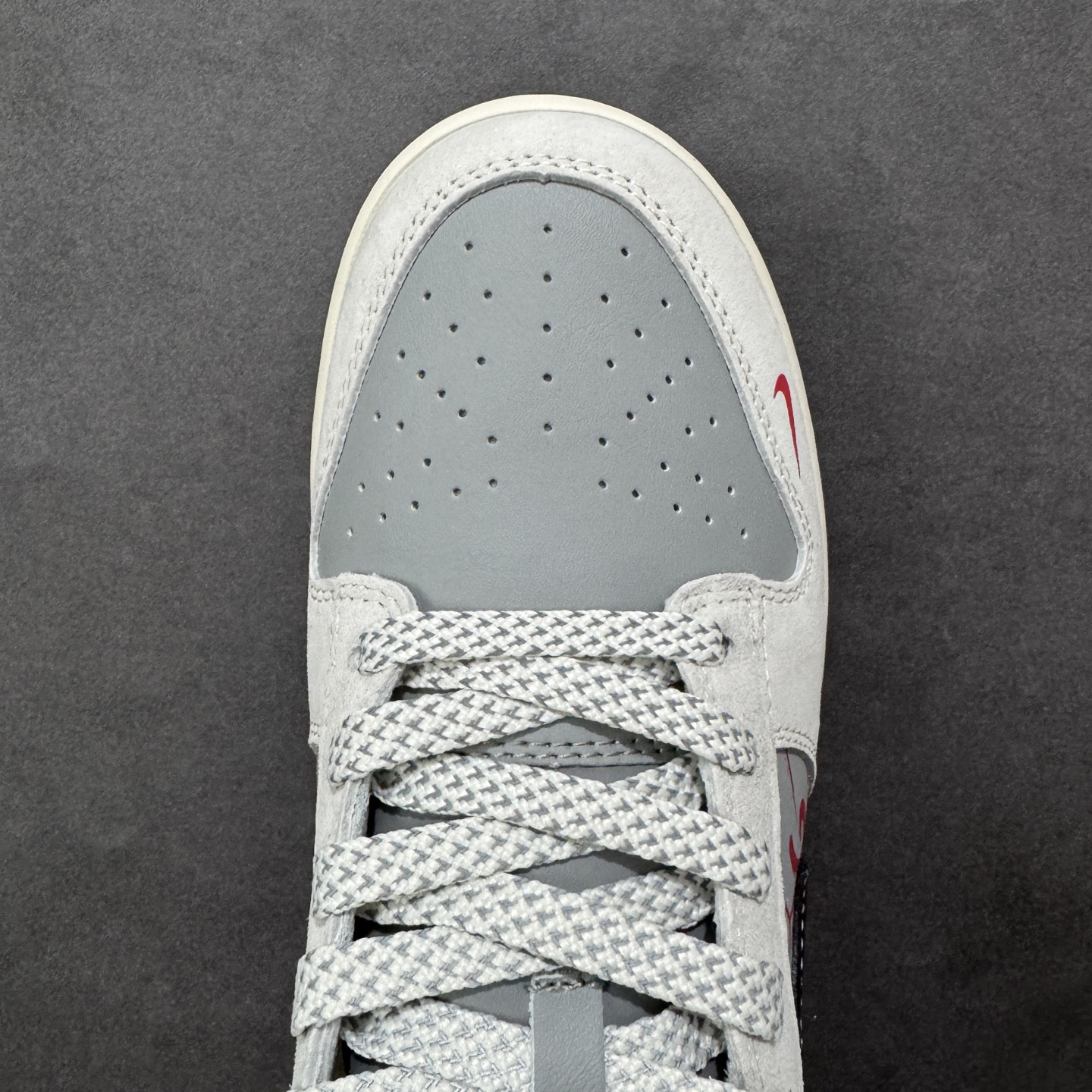 Nike SB Dunk Low“ 马年限定—NIKE马年大吉” 周年高端定制 低帮休闲板鞋 定制鞋盒 