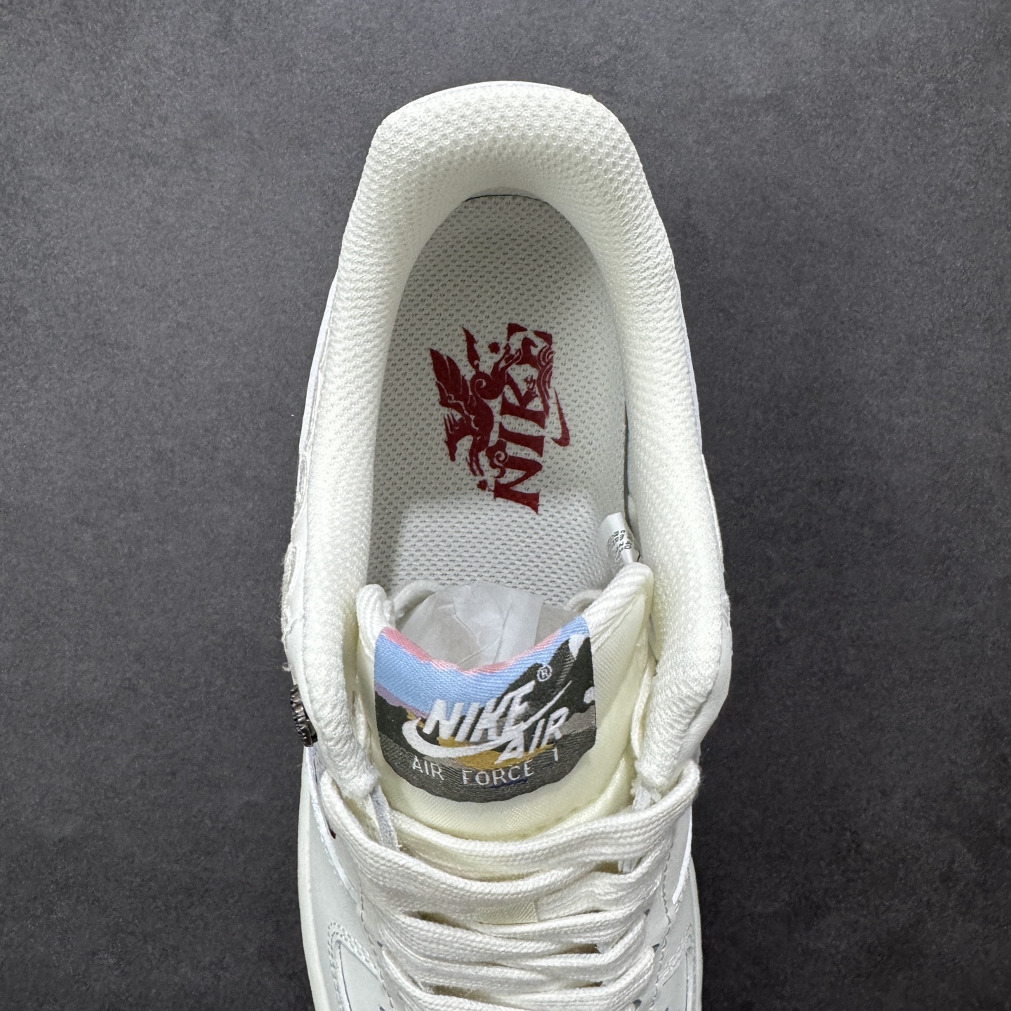 图片[7]-【NO.1版本】Nike Air Force 1 Low 07 CNY马年限定 米白 原楦头原纸板 打造纯正低帮空军版型专注外贸渠道 全掌内置蜂窝气垫 原盒配件 原厂中底钢印、拉帮完美 货号： IQ1119-011 尺码：36 36.5 37.5 38 38.5 39 40 40.5 41 42 42.5 43 44 44.5 45 编码：HXSA230240-选品中心