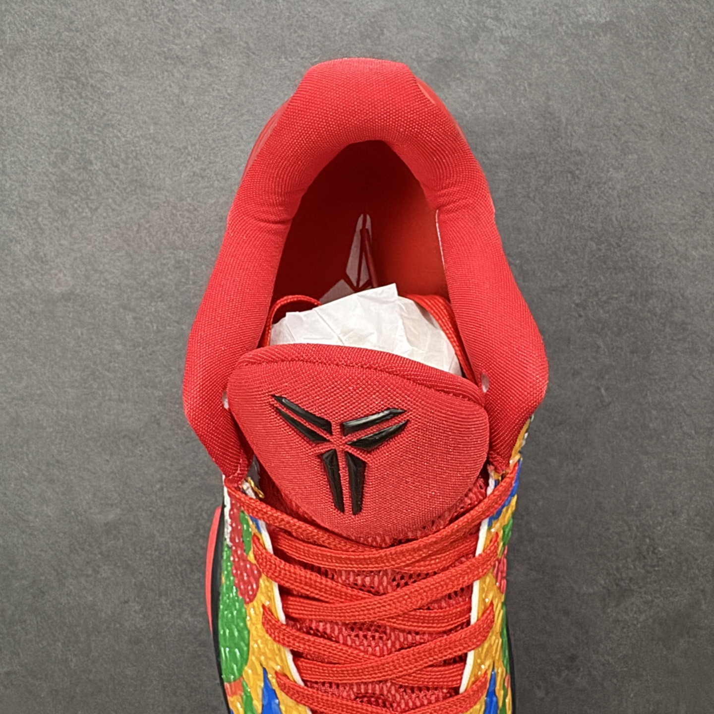 图片[7]-【定制版】Nike Zoom Kobe VI 马年限定 CNY新年款 耐克 科比6代系列 低帮复刻实战运动低帮文化篮球鞋 纯原版本 鞋头和鞋舌采用透气运动网布制成 采用更为挺拔的鞋口设计 为脚踝带来更佳的包裹与支撑感 侧面独特波纹纹理细节 打破了单调 赋予鞋子灵动与活力的视觉体验 货号：CW2190-021 尺码：38-46带半码-选品中心