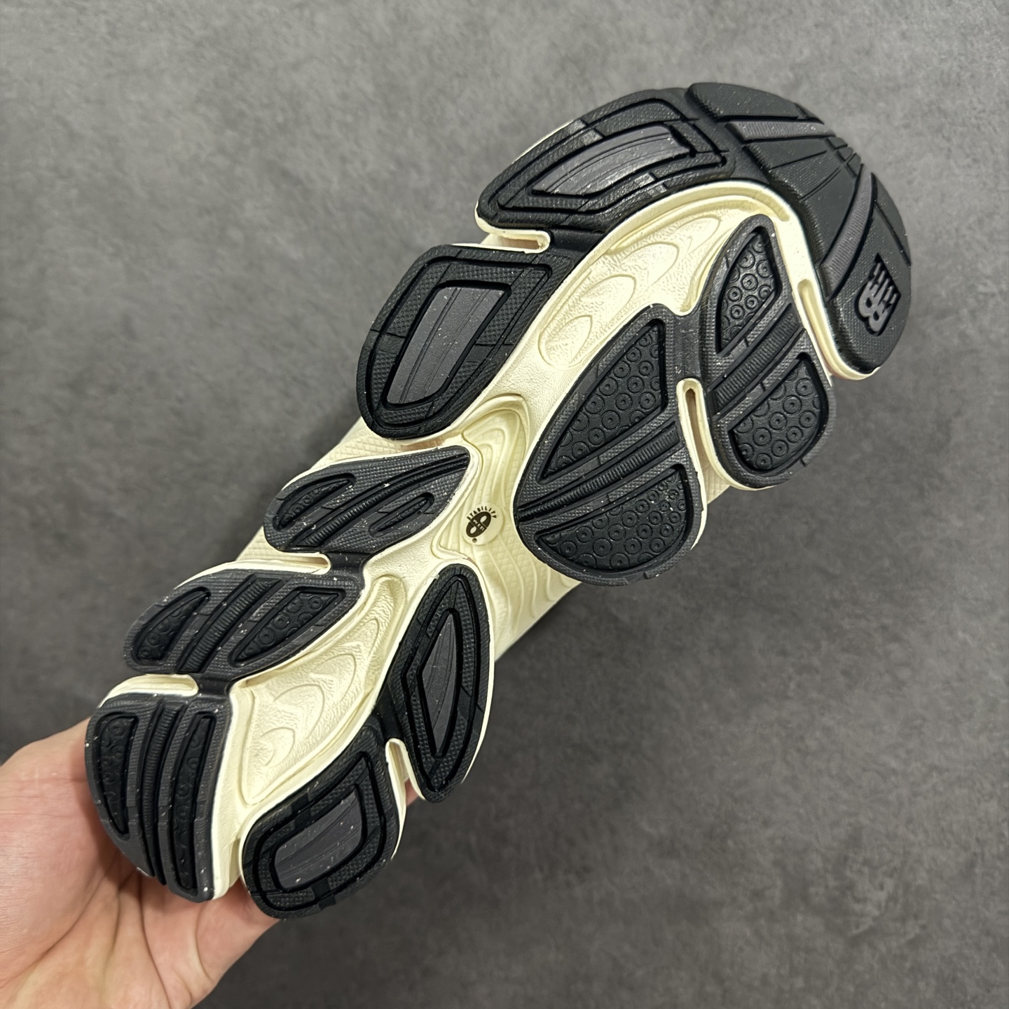 图片[9]-【公司级】New Balance 新百伦 M2000系列 时尚百搭 织物人造革猪皮减震防滑耐磨低帮跑步鞋 货号：U20008XQ 尺码：36 37 37.5 38 38.5 39.5 40 40.5 41.5 42 42.5 43 44 45 46-选品中心