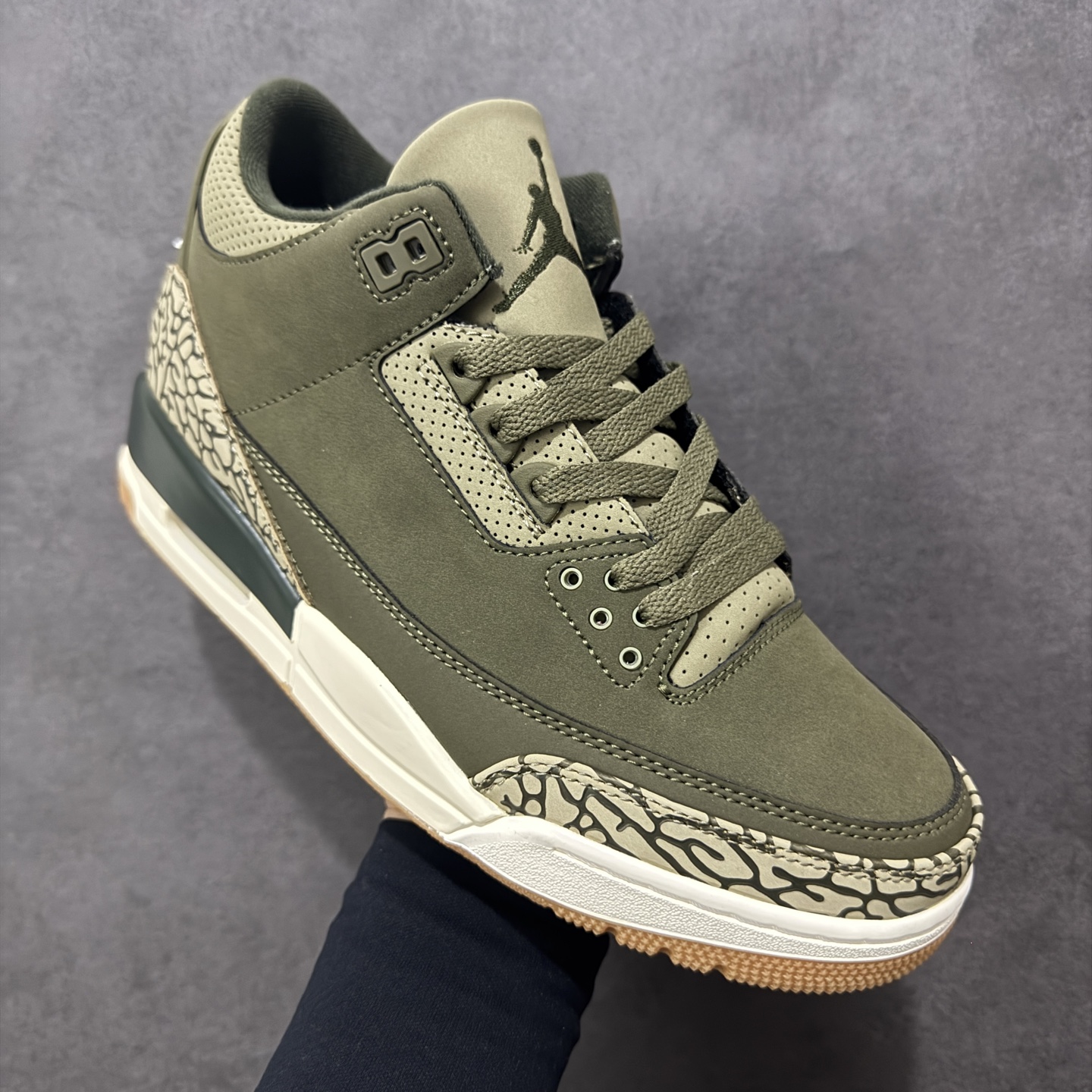 图片[3]-【TNT版本】AJ3 Jordan Air Jordan 3 Retro 复刻纯原大厂出品 莞产纯原出品原装进口皮料 正确荔枝纹路 经典复刻 完美爆裂 正确卡色大底 客供原厂磨具 完美鞋型 鞋舌飞人刺绣精细 欢迎对比\”Nike Air \”Logo 呈现 上脚效果极佳绝对是今年必入的球鞋之一 区别市面小作坊版本 货号：DN3707-202 尺码：36 36.5 37.5 38 38.5 39 40 40.5 41 42 42.5 43 44 45 46 47.5 编码：FRB290300-选品中心