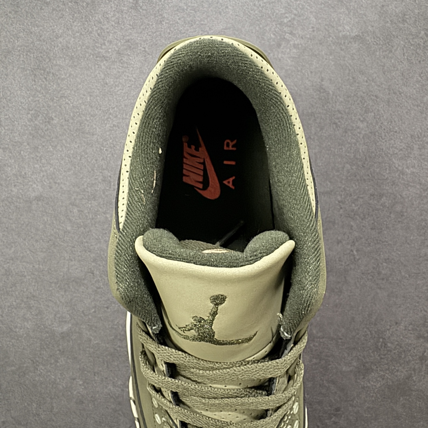 图片[7]-【TNT版本】AJ3 Jordan Air Jordan 3 Retro 复刻纯原大厂出品 莞产纯原出品原装进口皮料 正确荔枝纹路 经典复刻 完美爆裂 正确卡色大底 客供原厂磨具 完美鞋型 鞋舌飞人刺绣精细 欢迎对比\”Nike Air \”Logo 呈现 上脚效果极佳绝对是今年必入的球鞋之一 区别市面小作坊版本 货号：DN3707-202 尺码：36 36.5 37.5 38 38.5 39 40 40.5 41 42 42.5 43 44 45 46 47.5 编码：FRB290300-选品中心