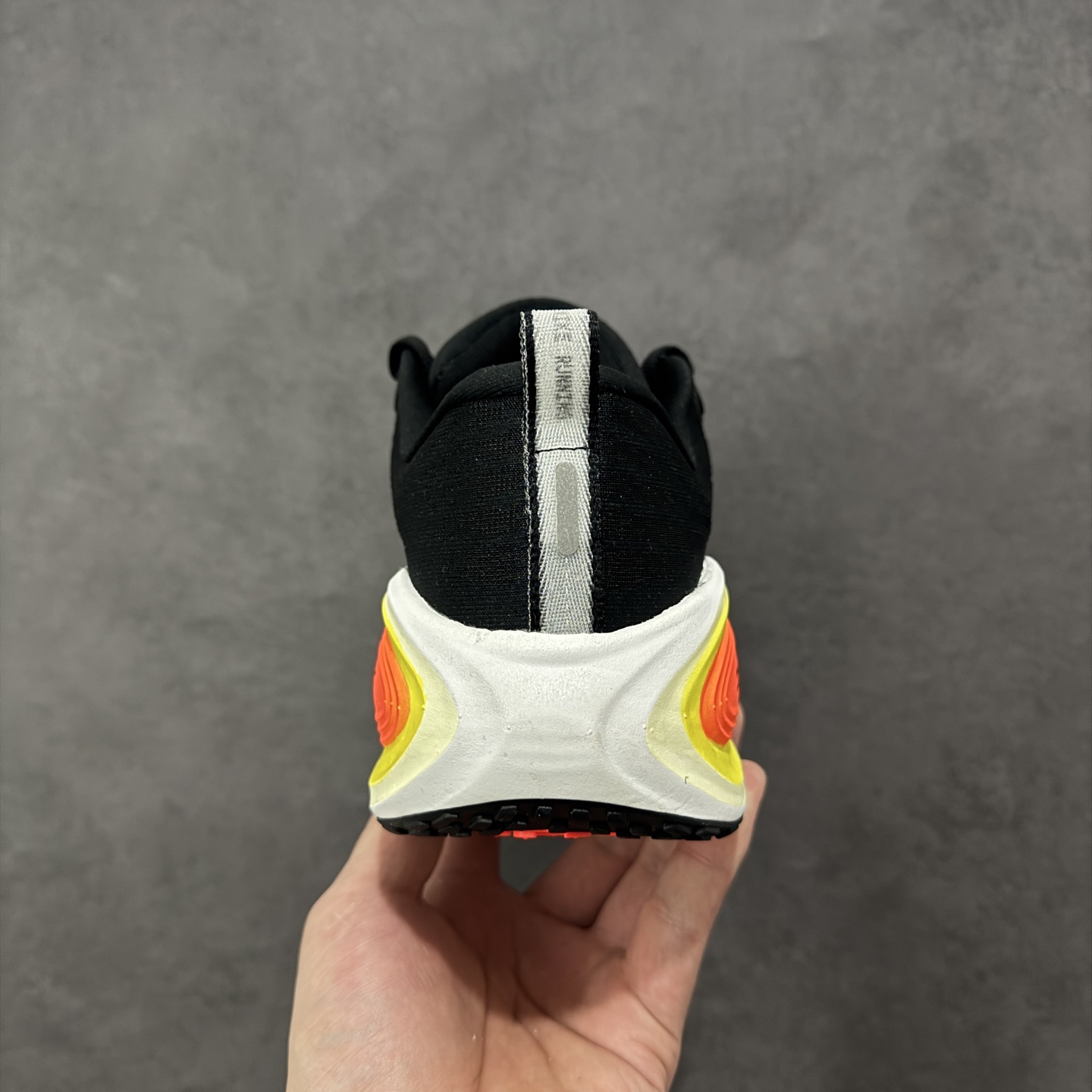 图片[4]-【公司级】Nike Air Zoom Vomero Plus 耐克网面厚底气垫跑鞋 货号：HV8150-009 尺码：35.5 36 36.5 37.5 38 38.5 39 40 40.5 41 42 42.5 43 44 44.5 45 46-选品中心