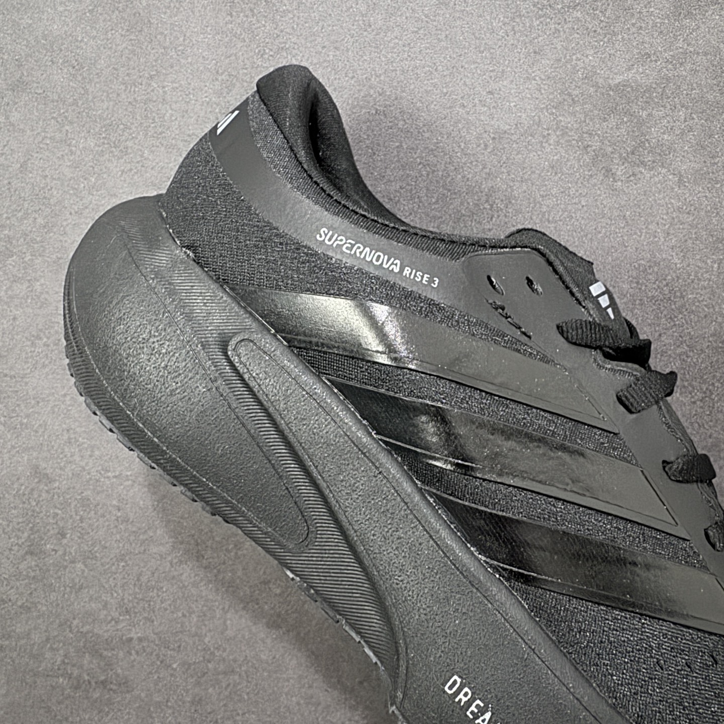 图片[6]-【公司级】Adidas Supernova Rise 3 阿迪达斯 减震回弹 运动透气休闲跑步鞋 货号：KK1204 尺码：36 36.5 37 38 38.5 39 40 40.5 41 42 42.5 43 44 45 编码：JJB240250-选品中心