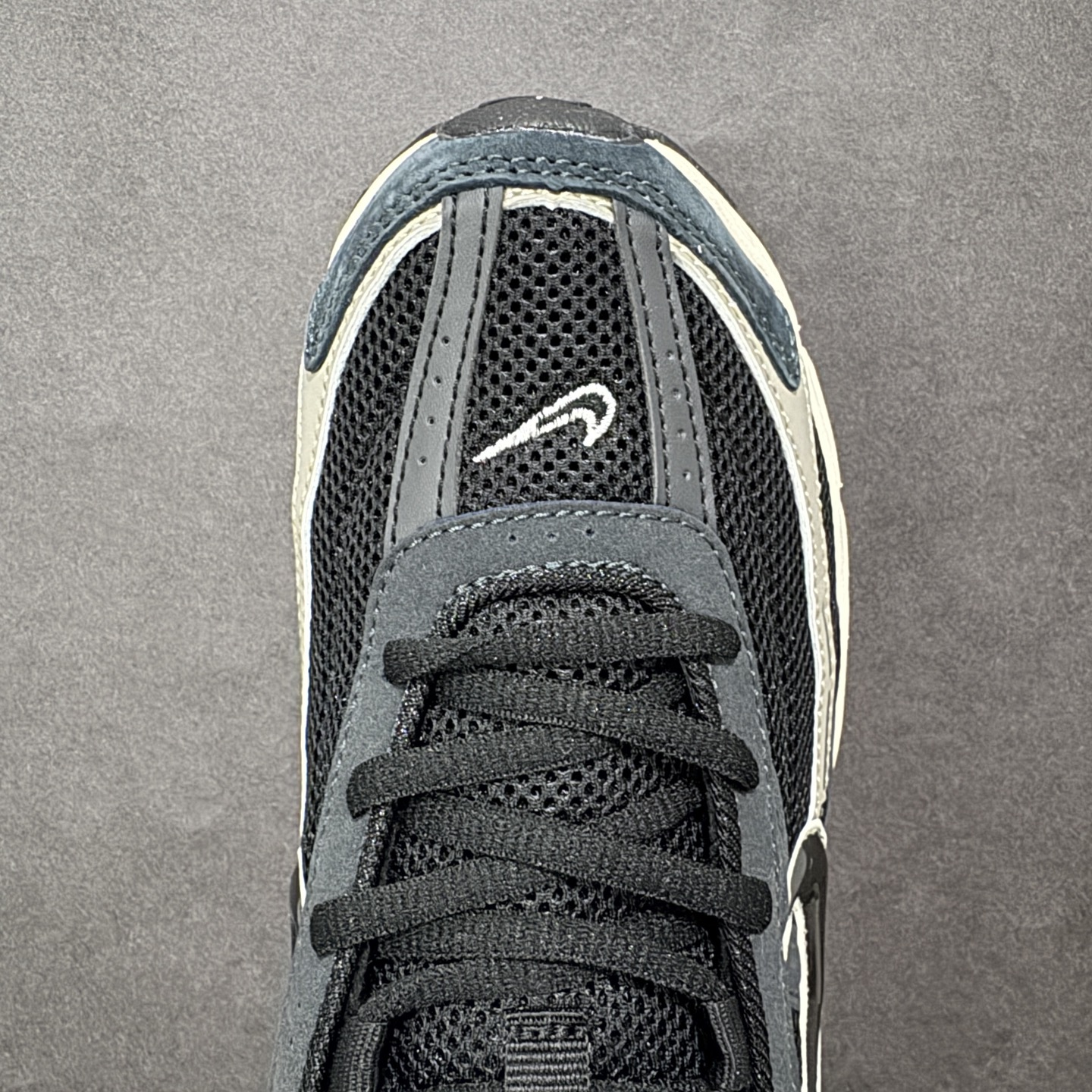 图片[8]-【公司级】NK Initiator 创始者系列 黑灰银 复古运动舒适网布休闲跑步鞋 Ins爆火全新韩系古着风 回味经典 采用透气网眼鞋面和支撑覆盖层 自然运动设计的Phlyon中底用于缓冲 BRS 1000碳橡胶外底具有轻质柔韧性 牵引力和耐用性 货号：IB4339-026 尺码：36 36.5 37.5 38 38.5 39 40 40.5 41 42 42.5 43 44 45 编码：LDSB220230-选品中心