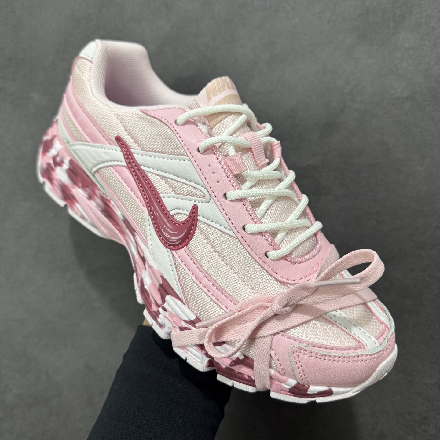 图片[3]-【公司级】NK Initiator 创始者系列 复古运动舒适网布休闲跑步鞋 Ins爆火全新韩系古着风 回味经典 采用透气网眼鞋面和支撑覆盖层 自然运动设计的Phlyon中底用于缓冲 BRS 1000碳橡胶外底具有轻质柔韧性 牵引力和耐用性 货号：IB4339-022 尺码：36 36.5 37.5 38 38.5 39 40 40.5 41 编码：LDSB220230-选品中心