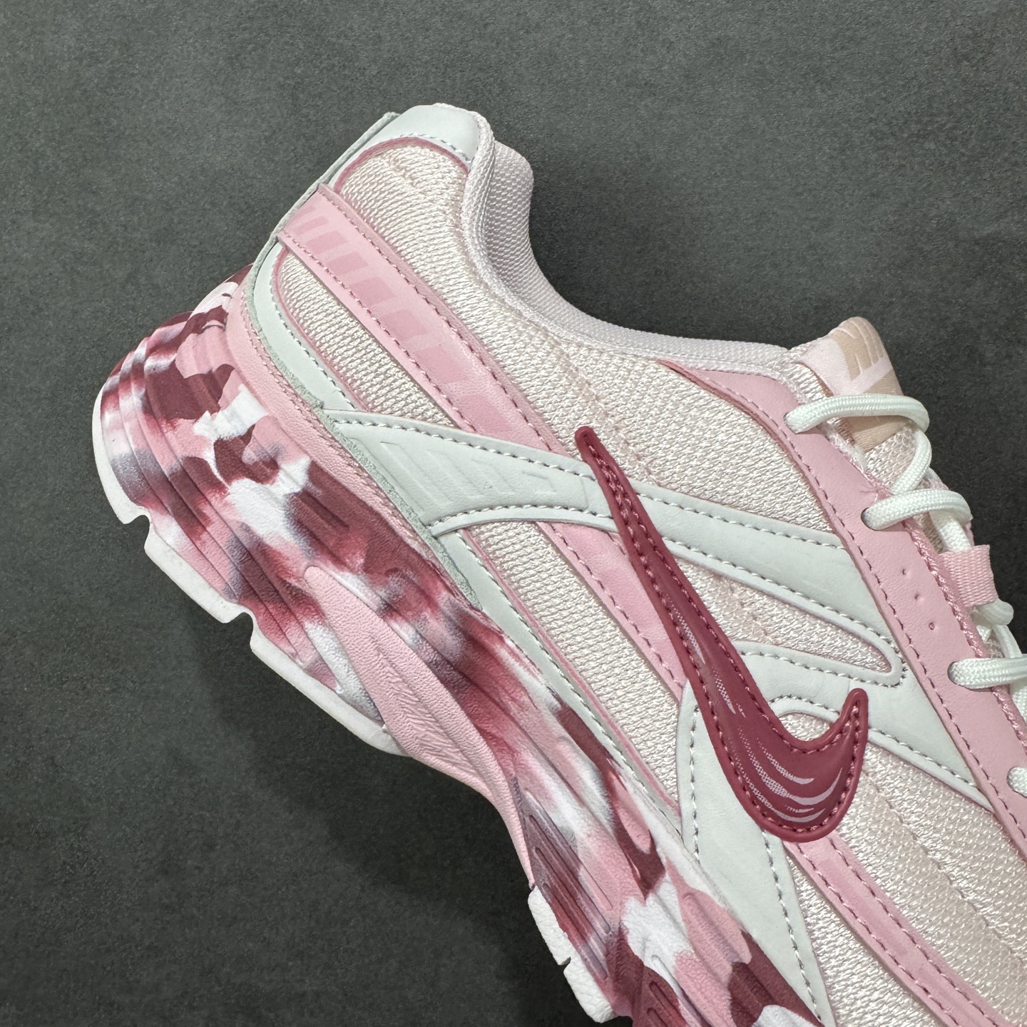 图片[6]-【公司级】NK Initiator 创始者系列 复古运动舒适网布休闲跑步鞋 Ins爆火全新韩系古着风 回味经典 采用透气网眼鞋面和支撑覆盖层 自然运动设计的Phlyon中底用于缓冲 BRS 1000碳橡胶外底具有轻质柔韧性 牵引力和耐用性 货号：IB4339-022 尺码：36 36.5 37.5 38 38.5 39 40 40.5 41 编码：LDSB220230-选品中心