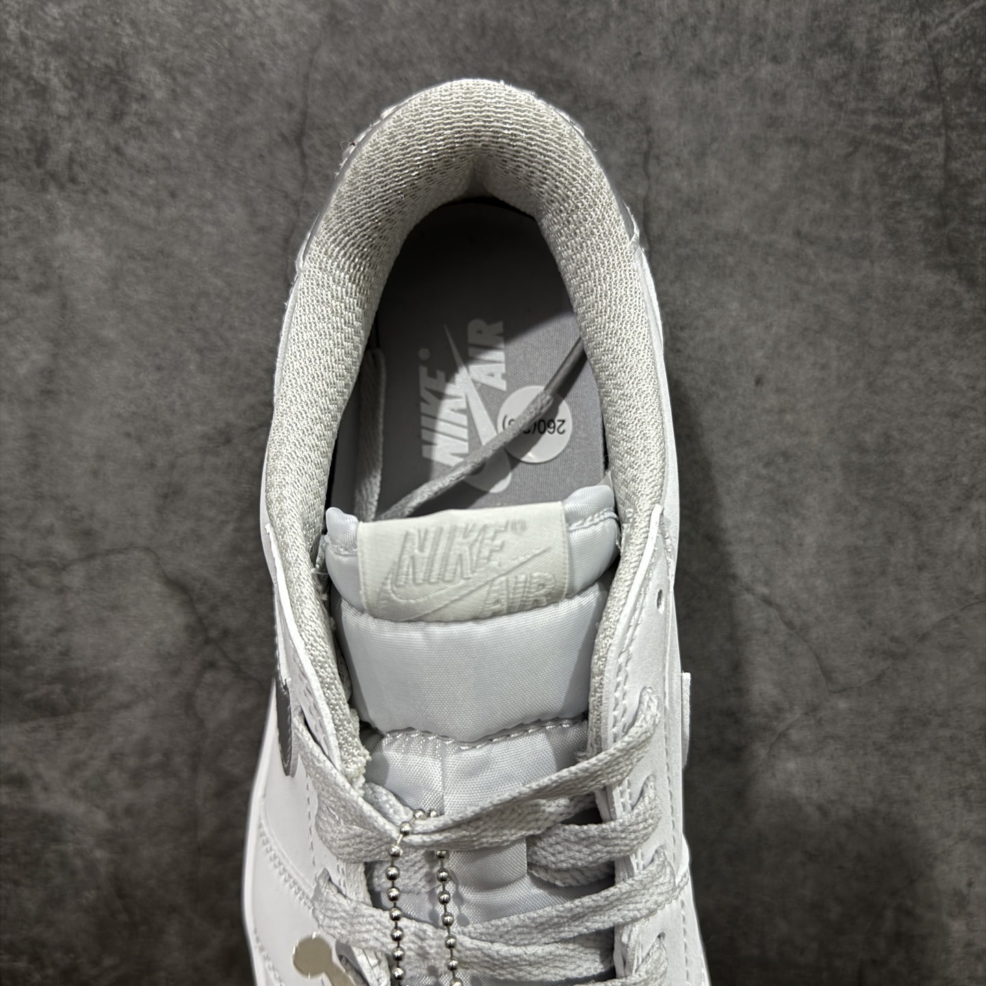 图片[8]-【H11版本】耐克Nike Air Jordan 1 AJ1经典复古经典低帮百搭文化篮球鞋 CZ0790-002 公司级真标半码制#原档案原数据开发版型#采用荔枝纹头层皮革鞋面材质#原厂立体填充鞋舌海绵#中底注胶孔及缜密中底拉帮工艺#原数据开发模具大底 尺码：35.5 36 36.5 37.5 38 38.5 39 40 40.5 41 42 42.5 43 44 44.5 45 46 47.5 编码：H11B270280-选品中心