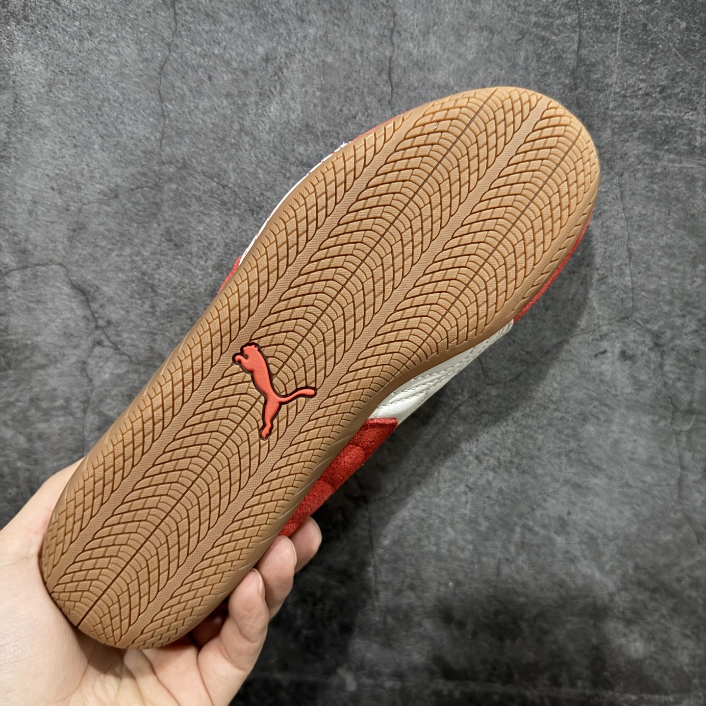 图片[9]-【纯原神版】彪马 PUMA Speedcat OG 舒适运动 防滑轻便 低帮 生活休闲鞋 男女款运动休闲鞋 马年限定 纯原出货 区别此前市场所有版本 真正高品质 原材料翻毛皮 正确烫金 完美版型 清洁度到位 零售必推品质 达人推荐新品 货号：408848 01 尺码：35 36 36.5 37 38 38.5 39 40 40.5 41 42 42.5 43 44 45-选品中心