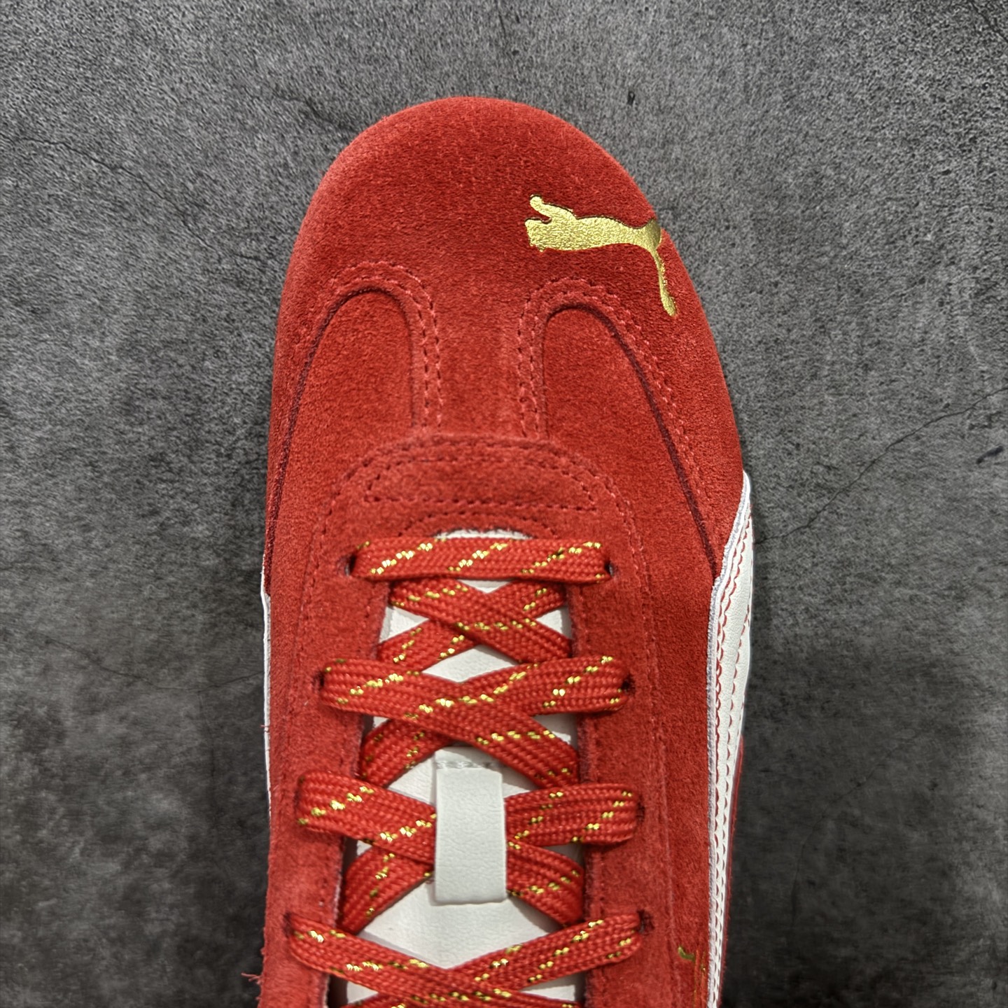 图片[5]-【纯原神版】彪马 PUMA Speedcat OG 舒适运动 防滑轻便 低帮 生活休闲鞋 男女款运动休闲鞋 马年限定 纯原出货 区别此前市场所有版本 真正高品质 原材料翻毛皮 正确烫金 完美版型 清洁度到位 零售必推品质 达人推荐新品 货号：408848 01 尺码：35 36 36.5 37 38 38.5 39 40 40.5 41 42 42.5 43 44 45-选品中心