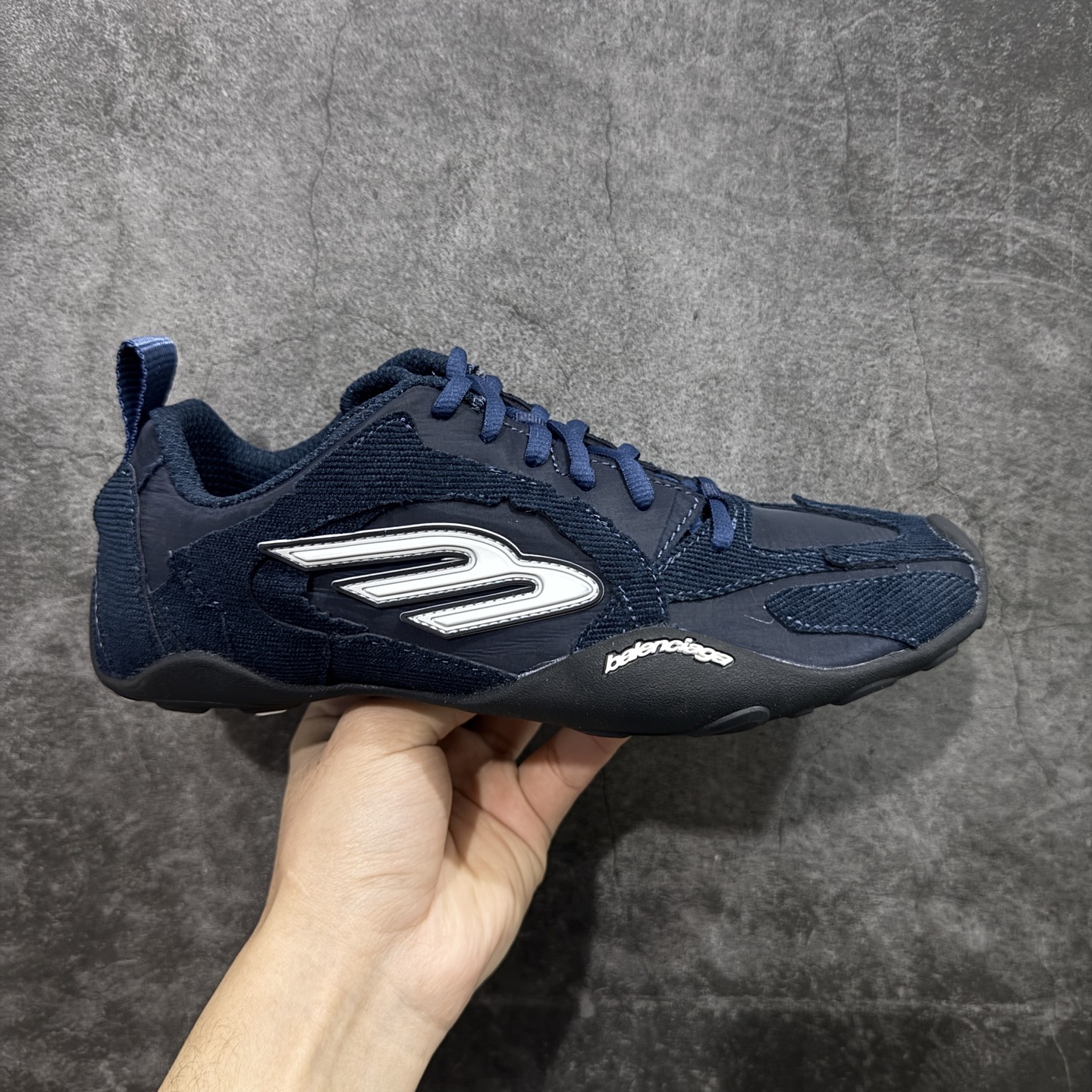 【VG版本】Balenciaga Monday Ultra Sneaker 巴黎世家牛皮革圆头系带低帮生活休闲鞋 货号：853505WMNDI1000 尺码：35 36 37 38 39 40 41 42 43 44 45 46-选品中心