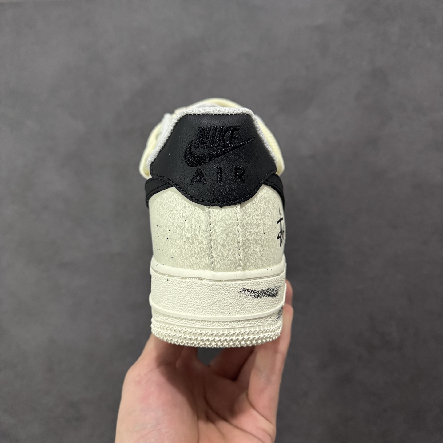 图片[4]-【定制版】Nike Air Force 1\’07 Low 二次元主题 空军一号低帮休闲板鞋  #定制皮料 原厂3D打印 定制鞋盒 原楦原纸板 纯正空军版型 内置全掌气垫 货号：ZH0316-159  尺码：36 36.5 37.5 38 38.5 39 40 40.5 41 42 42.5 43 44 44.5 45-选品中心