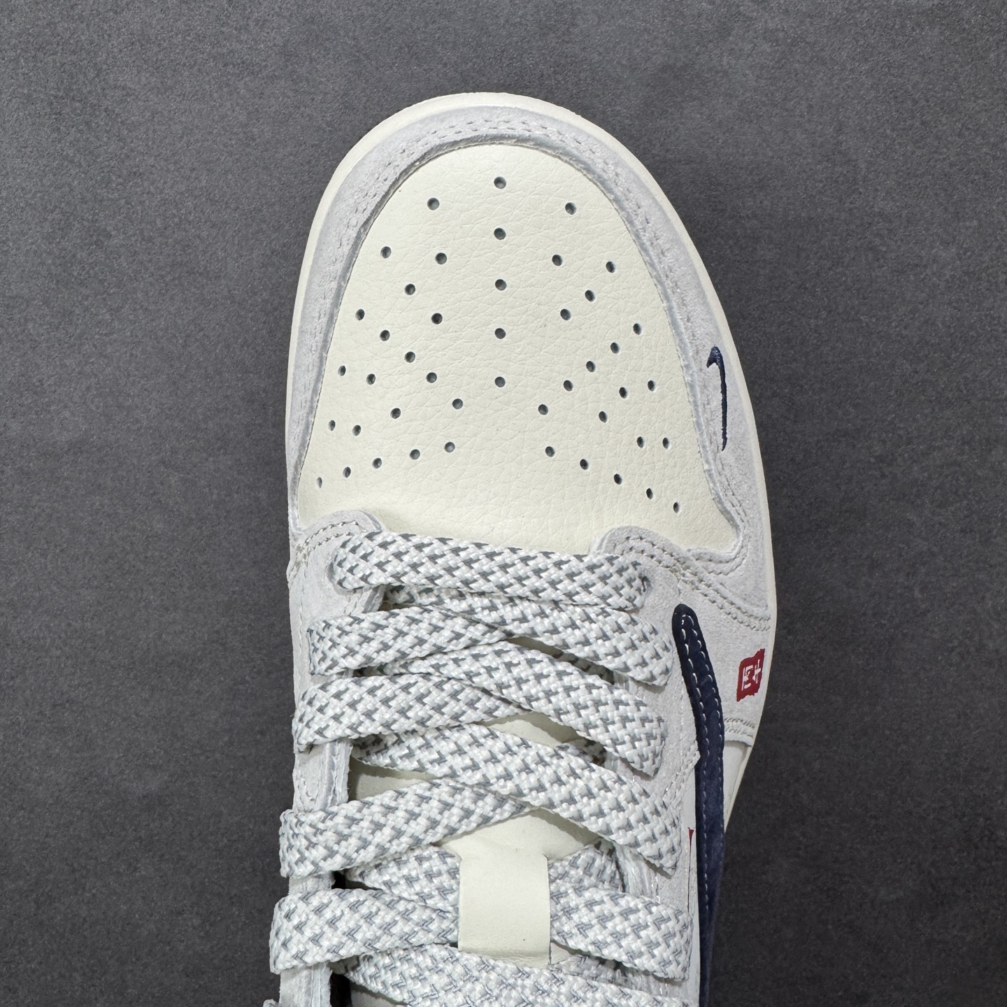 图片[8]-【定制版】Air Jordan 1 Low AJ1 乔1马年限定 高端定制 低帮复古篮球鞋 YX5066-414  #定制鞋盒 大厂纯原品质出货 超高清洁度 皮料切割干净无任何毛边 细节完美  尺码：36 36.5 37.5 38 38.5 39 40 40.5 41 42 42.5 43 44 44.5 45 编码：HXSB330340-选品中心