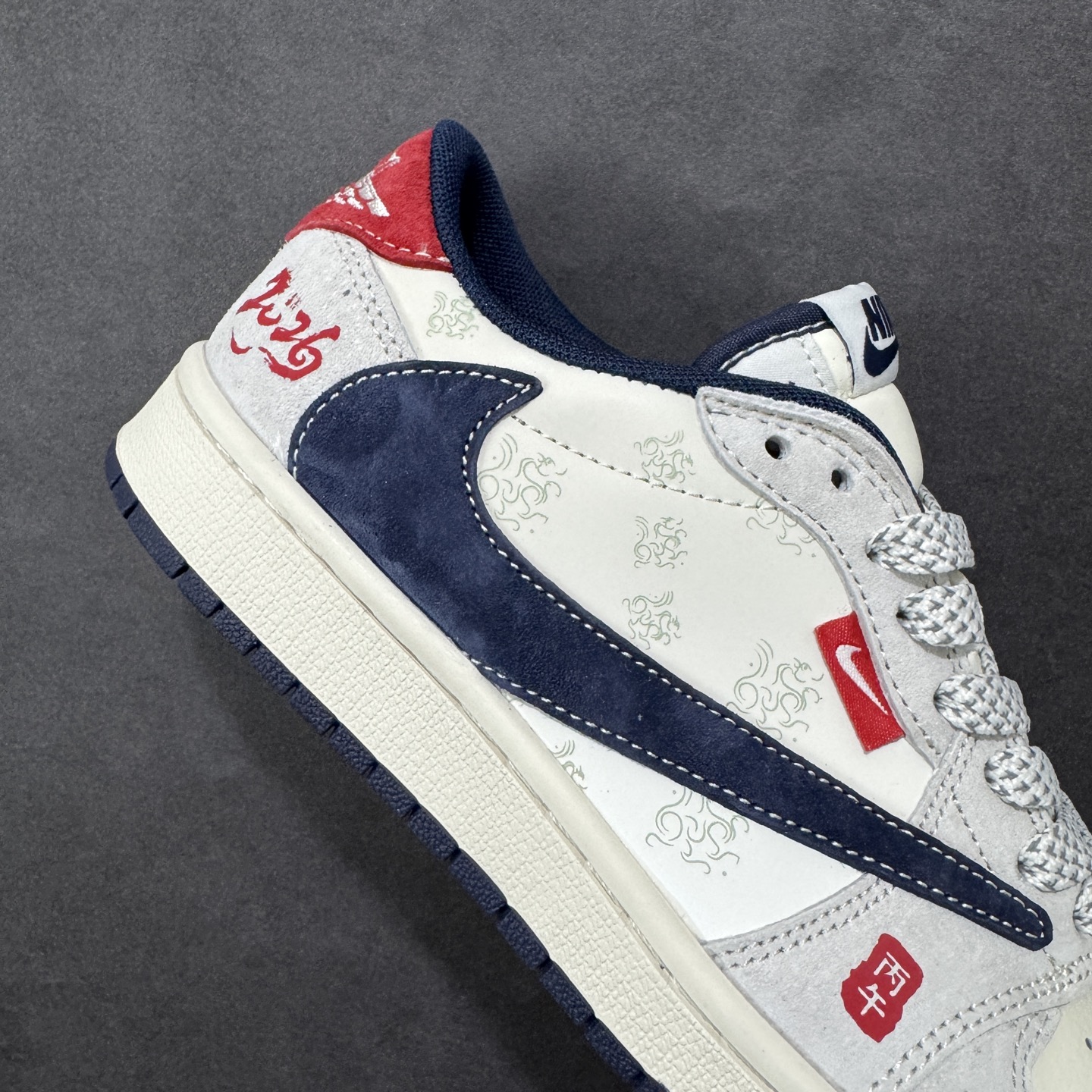 图片[6]-【定制版】Air Jordan 1 Low AJ1 乔1马年限定 高端定制 低帮复古篮球鞋 YX5066-414  #定制鞋盒 大厂纯原品质出货 超高清洁度 皮料切割干净无任何毛边 细节完美  尺码：36 36.5 37.5 38 38.5 39 40 40.5 41 42 42.5 43 44 44.5 45 编码：HXSB330340-选品中心