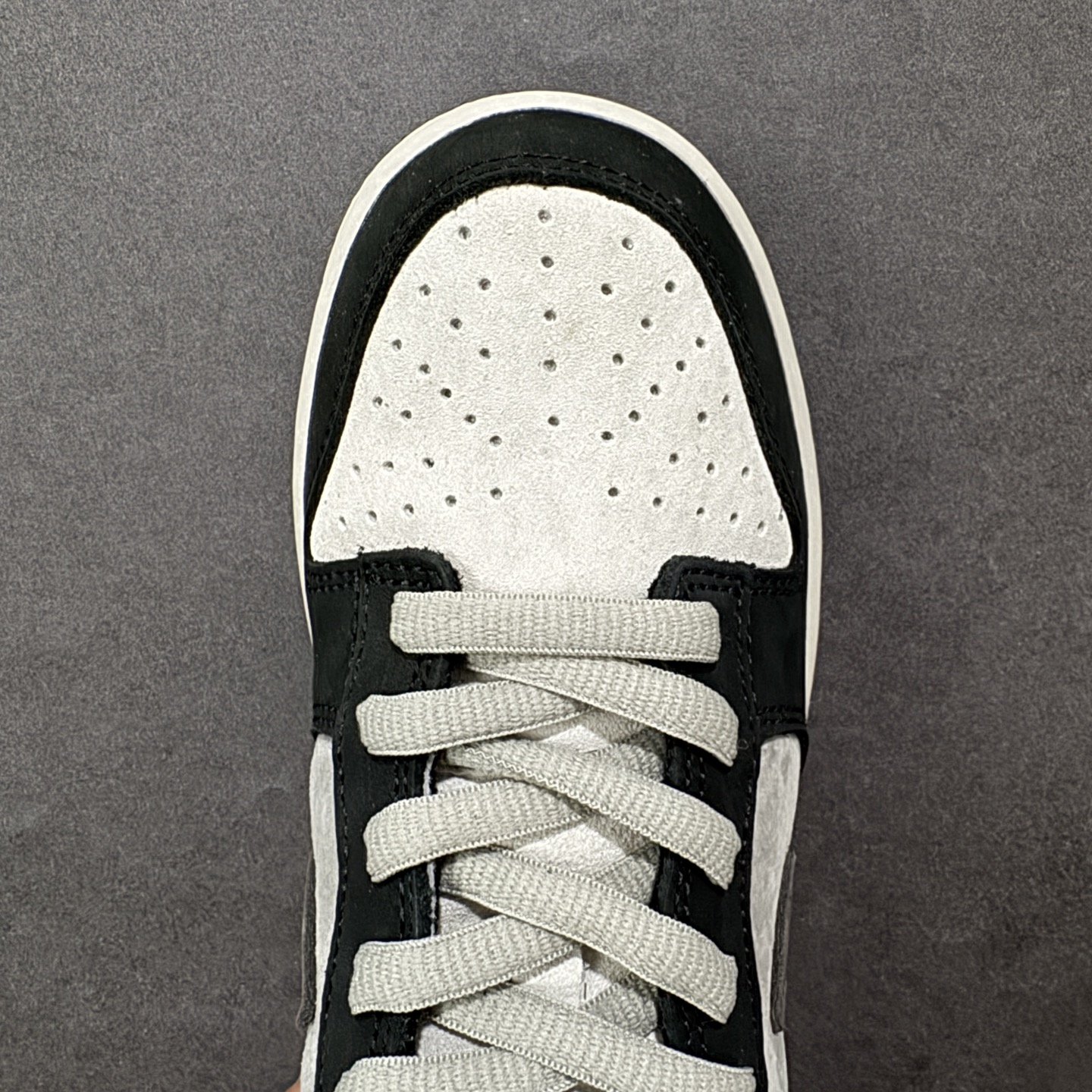 图片[8]-特价【GQ福利】纯原Nike Dunk 大友克洋 全套原楦原模倾力打造完美版型 独家原厂航空铝磨具打磨大底 鞋头坡度极致还原 无解鞋型 原盒原配 圈内天花板工艺 原厂冲刀 超高清洁度 全鞋零毛边皮料切割 货号：LF0039-003 尺码：36 36.5 37.5 38 38.5 39 40 40.5 41 42 42.5 43 44 44.5 45 编码：GQB200210-选品中心