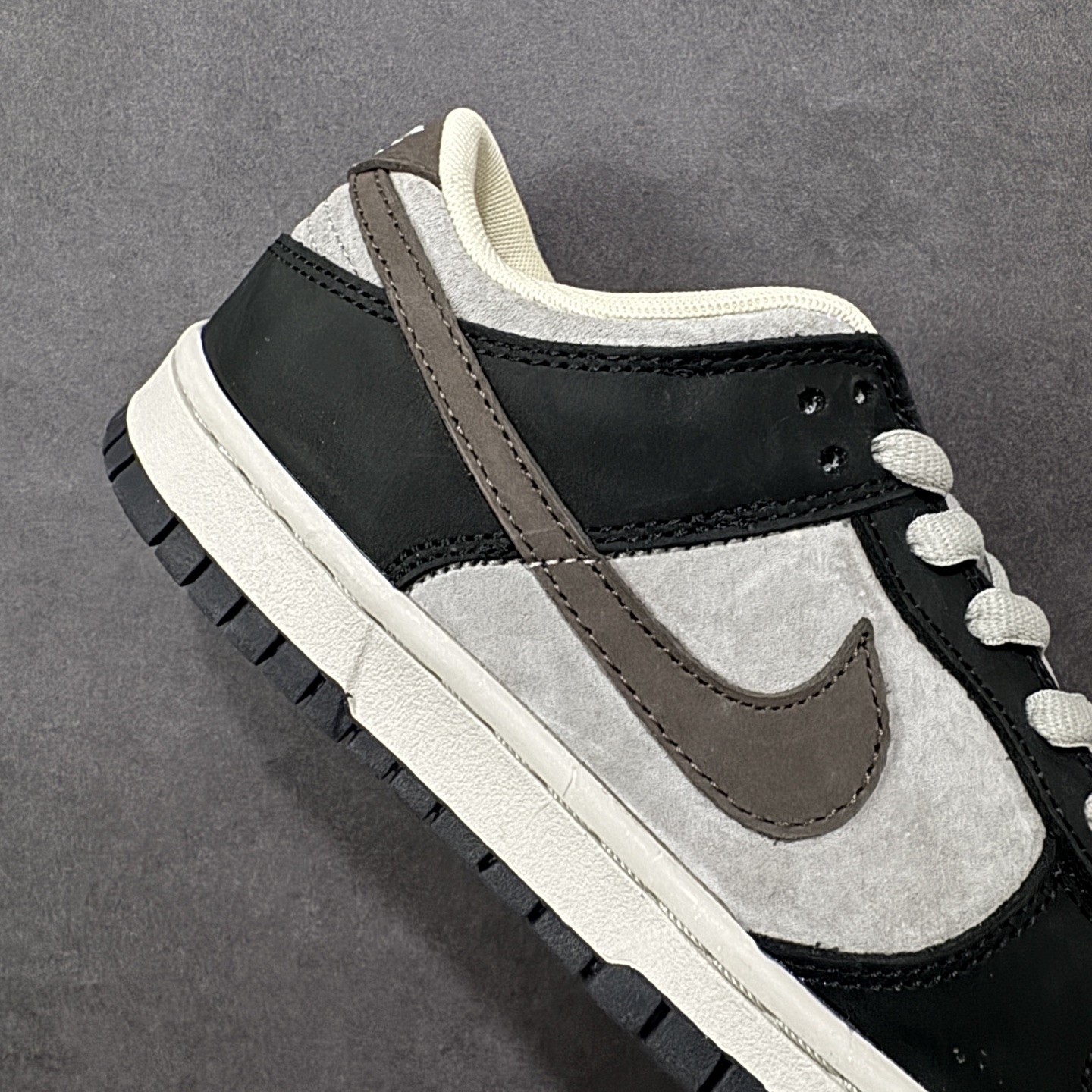 图片[6]-特价【GQ福利】纯原Nike Dunk 大友克洋 全套原楦原模倾力打造完美版型 独家原厂航空铝磨具打磨大底 鞋头坡度极致还原 无解鞋型 原盒原配 圈内天花板工艺 原厂冲刀 超高清洁度 全鞋零毛边皮料切割 货号：LF0039-003 尺码：36 36.5 37.5 38 38.5 39 40 40.5 41 42 42.5 43 44 44.5 45 编码：GQB200210-选品中心