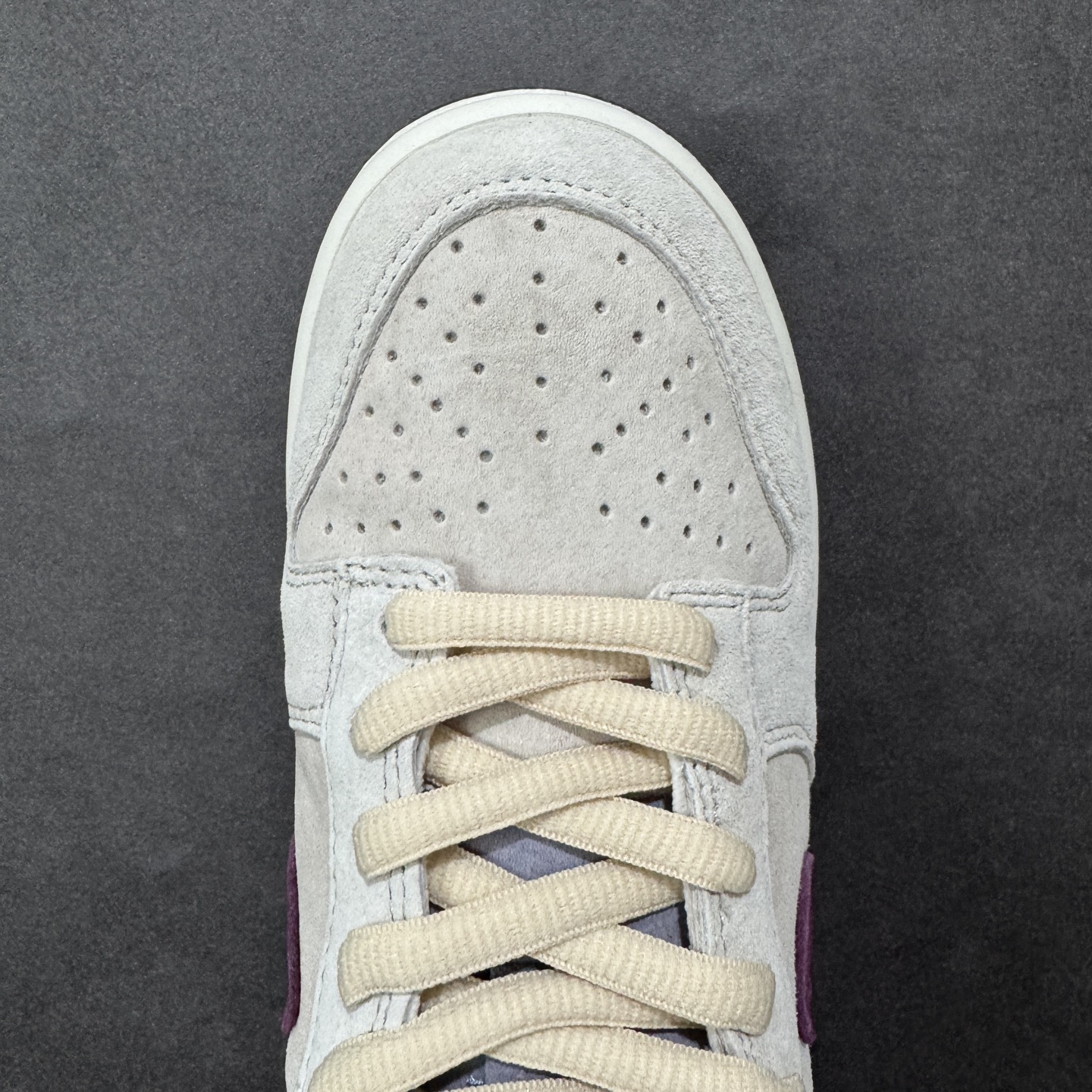 图片[8]-特价【GQ福利】纯原Nike Dunk 大友克洋 全套原楦原模倾力打造完美版型 独家原厂航空铝磨具打磨大底 鞋头坡度极致还原 无解鞋型 原盒原配 圈内天花板工艺 原厂冲刀 超高清洁度 全鞋零毛边皮料切割 货号：LF0039-005 尺码：36 36.5 37.5 38 38.5 39 40 40.5 41 42 42.5 43 44 44.5 45 编码：GQB200210-选品中心