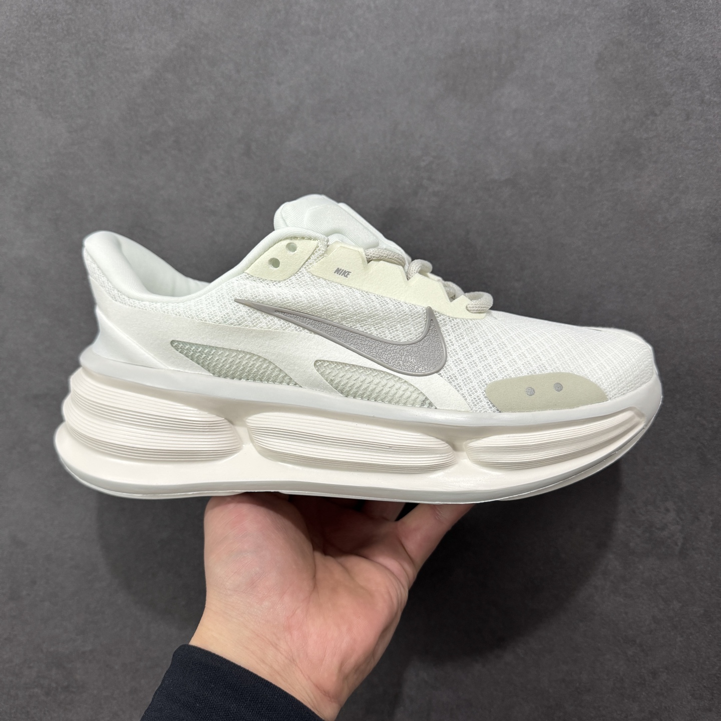 【公司级】Nike Comfort Ride EasyOn Access 耐克 舒适贴合 透气支撑跑步鞋 货号：IF5001-005 尺码：36 36.5 37.5 38 38.5 39 40 40.5 41 42 42.5 43 44 45 编码：LDSB220230-选品中心