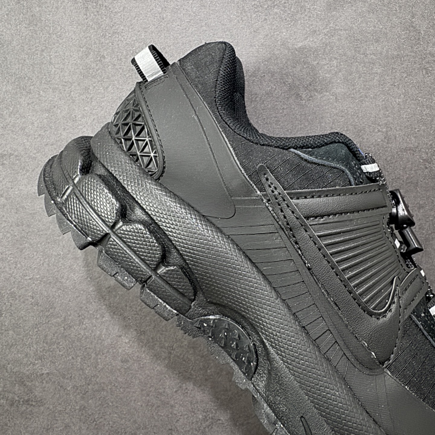 图片[6]-【公司级】Nike Zoom Vomero Roam 耐克 复古休闲运动慢跑鞋 货号：FV2295-002 尺码：36 36.5 37.5 38 38.5 39 40 40.5 41 42 42.5 43 44 45 编码：LDSB240250-选品中心