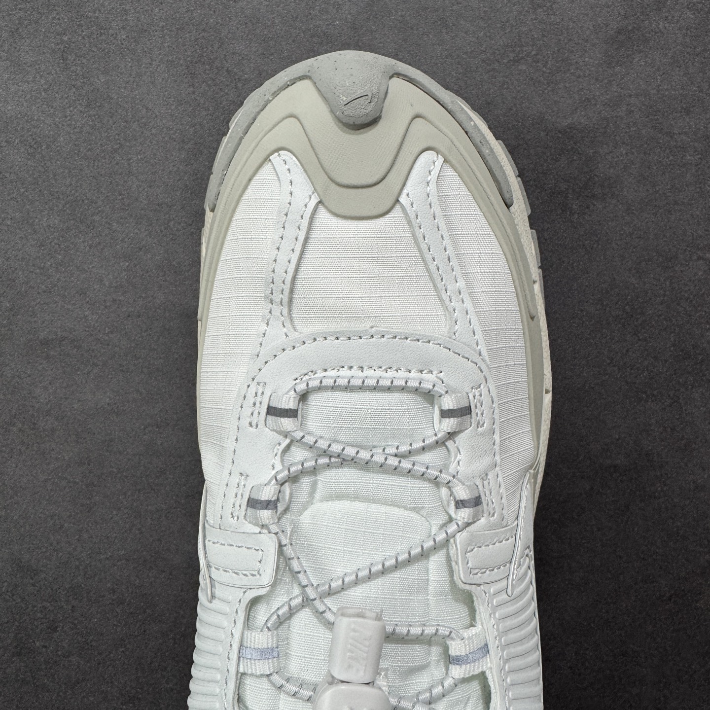 图片[8]-【公司级】Nike Zoom Vomero Roam 耐克 复古休闲运动慢跑鞋 货号：HV6410-100 尺码：36 36.5 37.5 38 38.5 39 40 40.5 41 42 42.5 43 44 45 编码：LDSB240250-选品中心