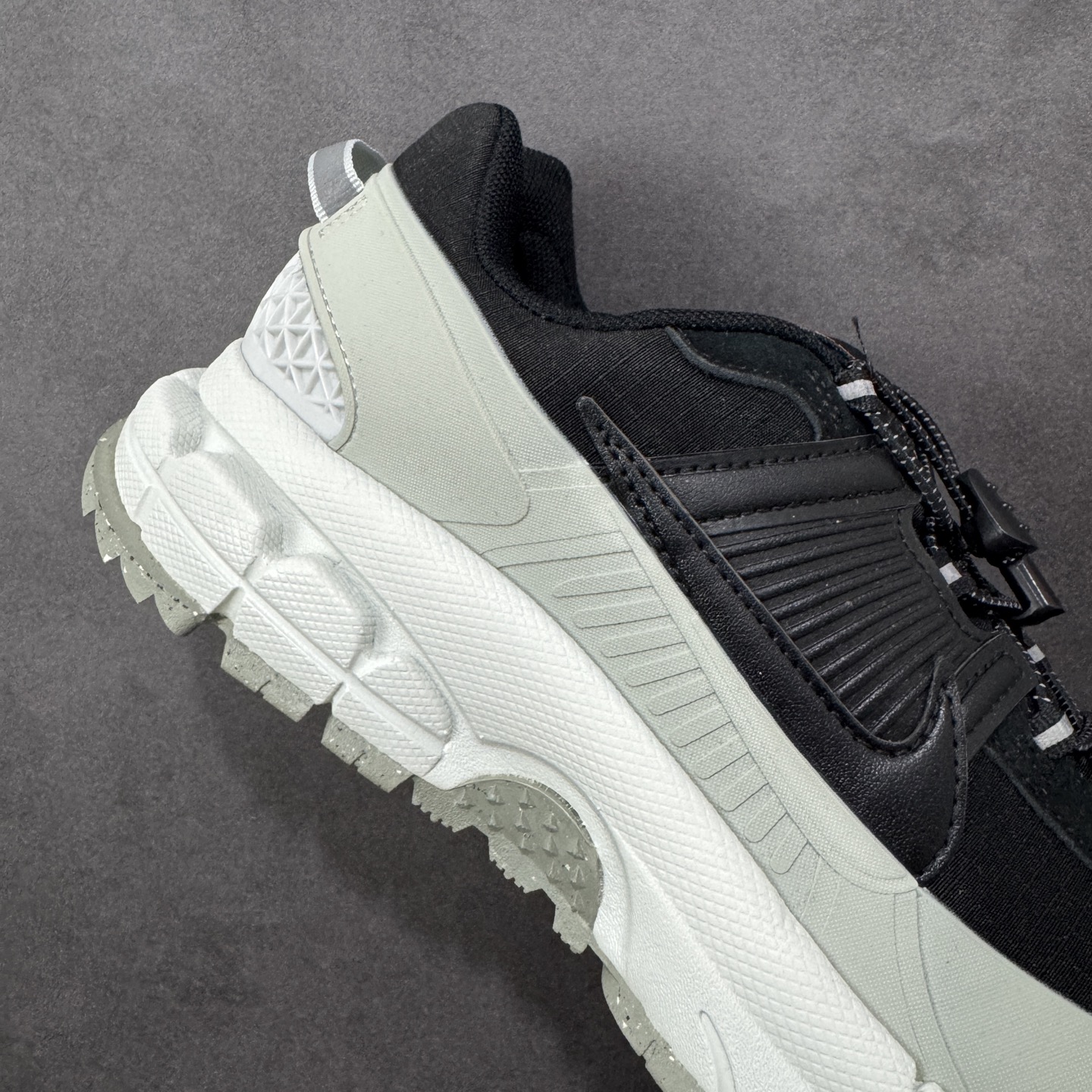 图片[6]-【公司级】Nike Zoom Vomero Roam 耐克 复古休闲运动慢跑鞋 货号：FV2295-001 尺码：36 36.5 37.5 38 38.5 39 40 40.5 41 42 42.5 43 44 45 编码：LDSB240250-选品中心