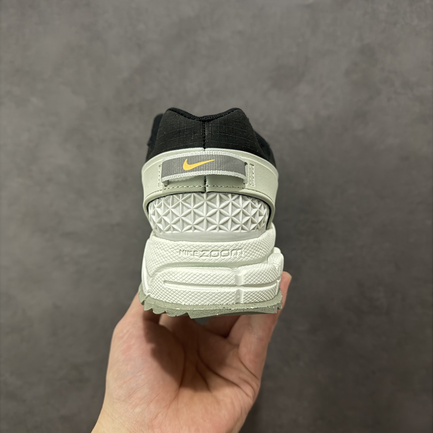 图片[4]-【公司级】Nike Zoom Vomero Roam 耐克 复古休闲运动慢跑鞋 货号：FV2295-001 尺码：36 36.5 37.5 38 38.5 39 40 40.5 41 42 42.5 43 44 45 编码：LDSB240250-选品中心