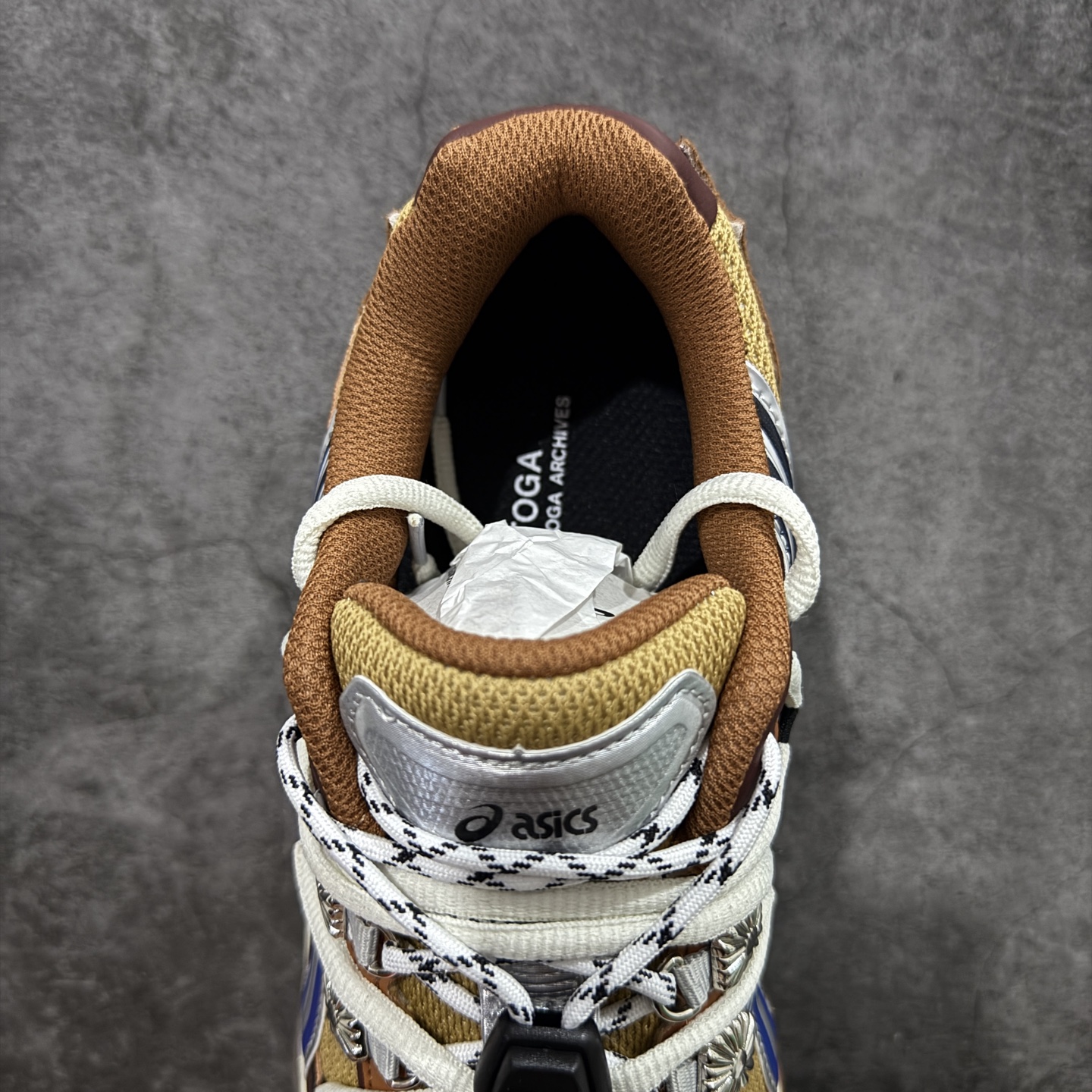 图片[8]-【公司级】Asics Gel-Cumulus 16 亚瑟士 防滑耐磨 休闲运动鞋 采用双层提花网面设计 提高包裹性和透气性 后跟搭载稳定系统科技T-GEL提升整体支撑力和结构感 减少对身体带来的冲击负荷 创新中底至轻回弹 货号：1203A838-020 尺码：36-47-选品中心