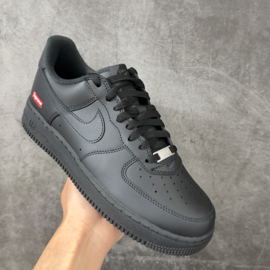 纯原 Supreme x NK Air Force 1 Low '07 空军一号低帮经典板鞋 联名黑色 