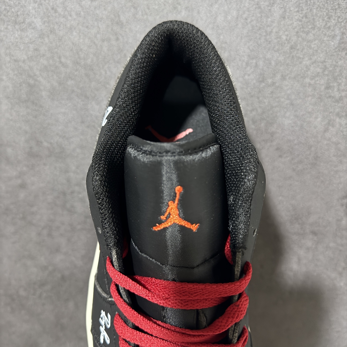 图片[6]-特价【GQ福利】【马年限定 DIY系列7色 】 Air Jordan 1 Low AJ1 乔1马年限定 步步生金 高端定制 低帮复古篮球鞋 #大厂纯原品质出货 超高清洁度 皮料切割干净无任何毛边 细节完美 尺码：36 36.5 37.5 38 38.5 39 40 40.5 41 42 42.5 43 44 44.5 45 货号：553558-040-选品中心