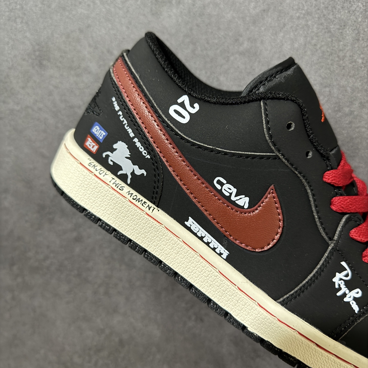 图片[7]-特价【GQ福利】【马年限定 DIY系列7色 】 Air Jordan 1 Low AJ1 乔1马年限定 步步生金 高端定制 低帮复古篮球鞋 #大厂纯原品质出货 超高清洁度 皮料切割干净无任何毛边 细节完美 尺码：36 36.5 37.5 38 38.5 39 40 40.5 41 42 42.5 43 44 44.5 45 货号：553558-040-选品中心