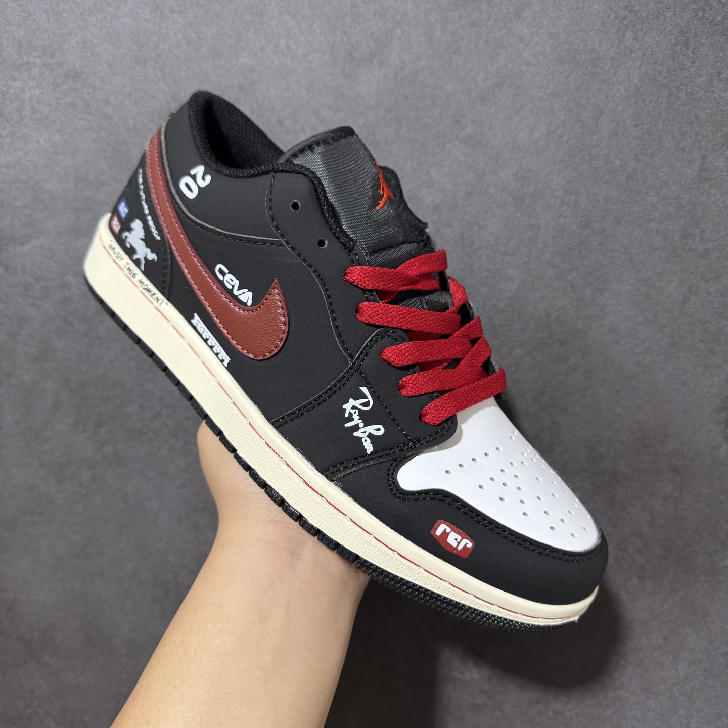 图片[3]-特价【GQ福利】【马年限定 DIY系列7色 】 Air Jordan 1 Low AJ1 乔1马年限定 步步生金 高端定制 低帮复古篮球鞋 #大厂纯原品质出货 超高清洁度 皮料切割干净无任何毛边 细节完美 尺码：36 36.5 37.5 38 38.5 39 40 40.5 41 42 42.5 43 44 44.5 45 货号：553558-040-选品中心