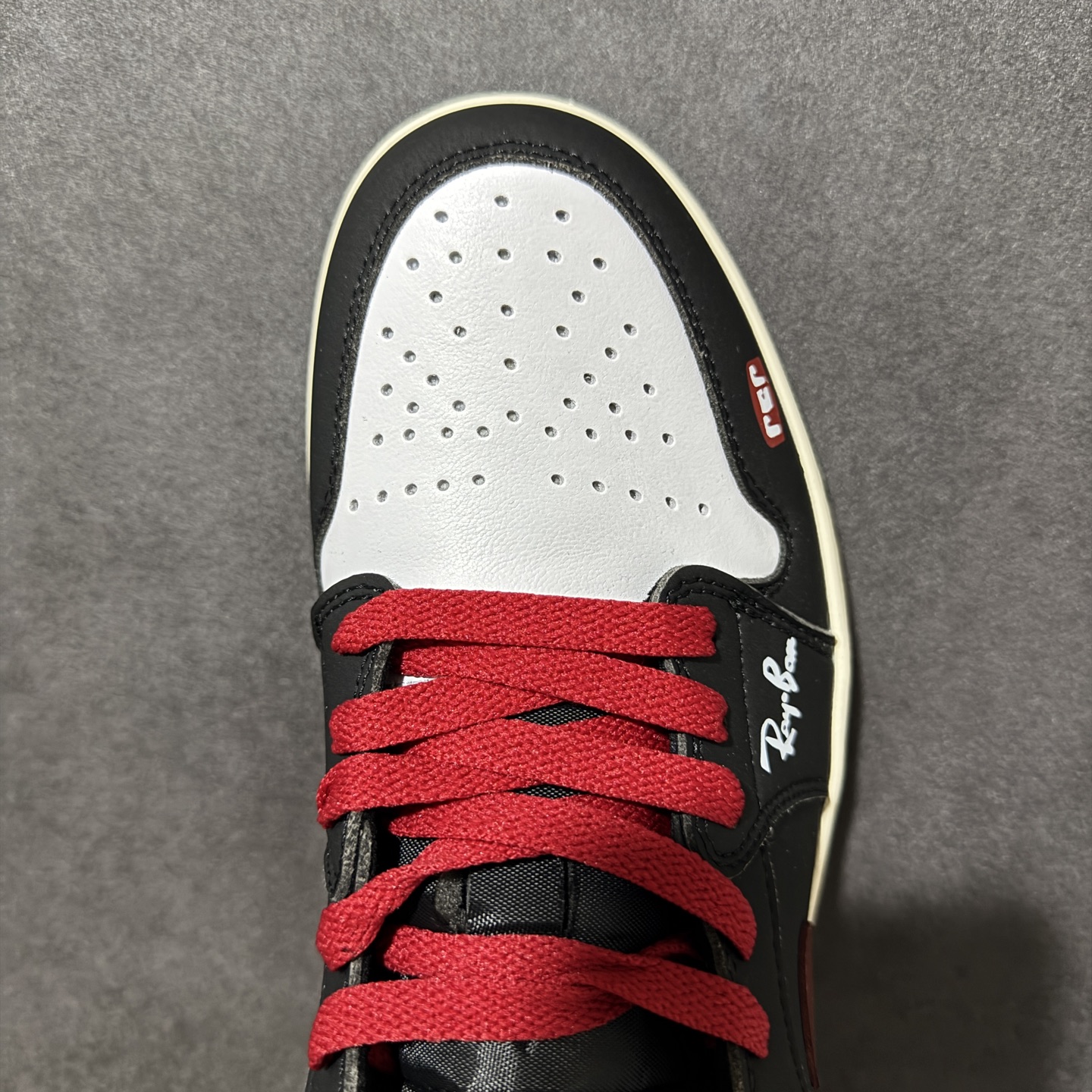 图片[5]-特价【GQ福利】【马年限定 DIY系列7色 】 Air Jordan 1 Low AJ1 乔1马年限定 步步生金 高端定制 低帮复古篮球鞋 #大厂纯原品质出货 超高清洁度 皮料切割干净无任何毛边 细节完美 尺码：36 36.5 37.5 38 38.5 39 40 40.5 41 42 42.5 43 44 44.5 45 货号：553558-040-选品中心