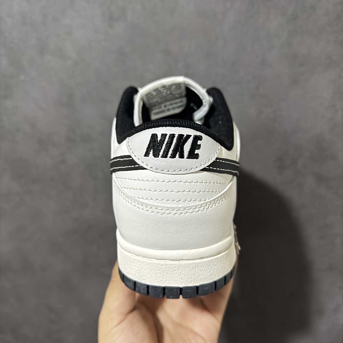 图片[4]-【定制版】Nike SB Dunk Low 高端定制 低帮休闲板鞋 GB1224-166  #定制鞋盒 大厂纯原品质出货 超高清洁度 皮料切割干净无任何毛边 细节完美  尺码：40 40.5 41 42 42.5 43 44 44.5 45-选品中心