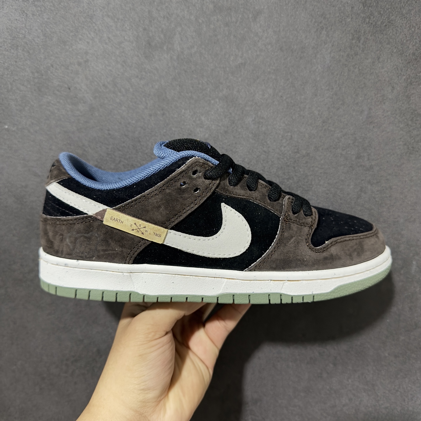 【公司级】Nike SB Dunk Low 棕白 低帮休闲板鞋 独家版型蒸餾加工帶來的是更好的视觉和脚感体验大厂纯原品质出货 清洁度 电绣工艺 皮料切割干净无任何毛边 细节完美 货号：HF3063-002 尺码：36-46-选品中心
