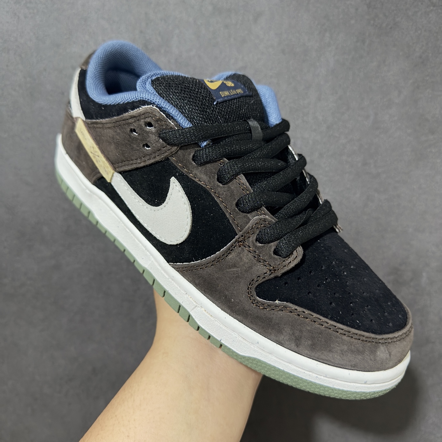 图片[3]-【公司级】Nike SB Dunk Low 棕白 低帮休闲板鞋 独家版型蒸餾加工帶來的是更好的视觉和脚感体验大厂纯原品质出货 清洁度 电绣工艺 皮料切割干净无任何毛边 细节完美 货号：HF3063-002 尺码：36-46-选品中心
