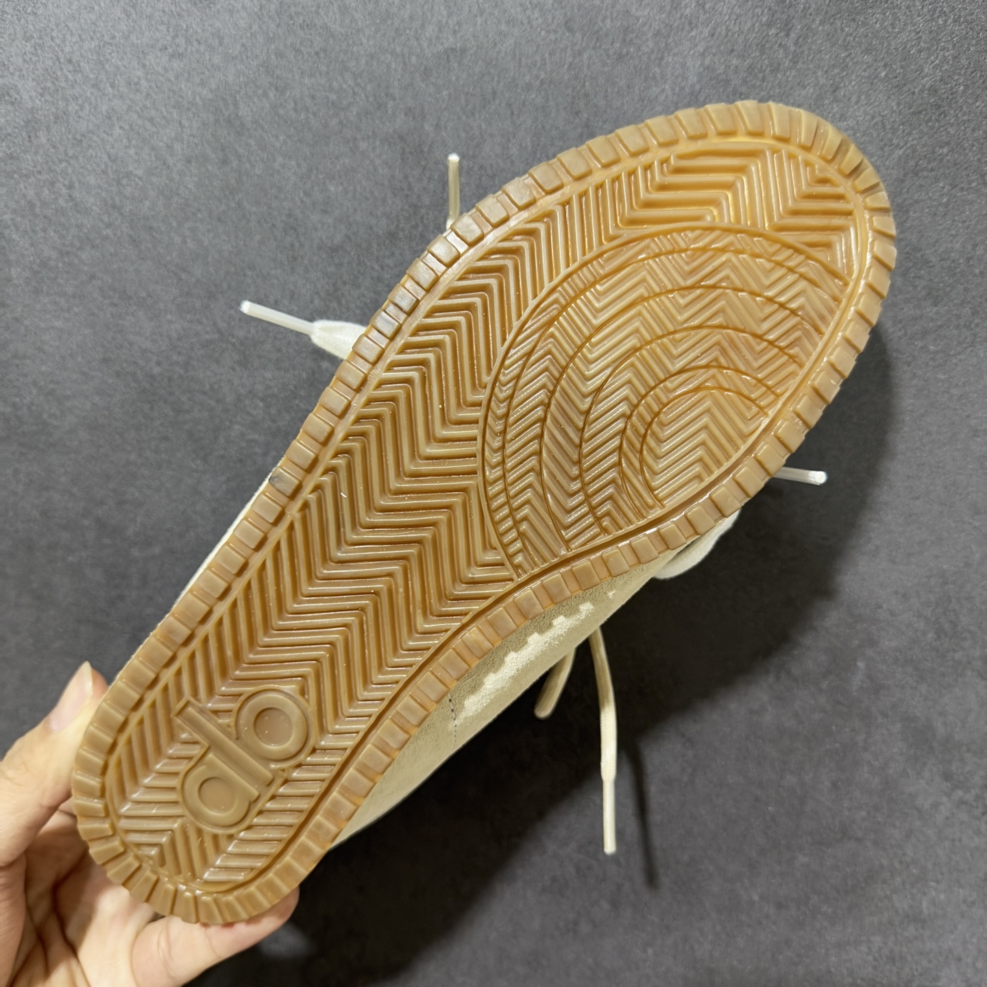 图片[9]-【公司级】Alo Sunset Sneaker 徳训生活休闲鞋 半拖 黑色 货号：A1004U  尺码：36 36.5 37 37.5 38 38.5 39 40 41 41.5 42 42.5 43 44 45-选品中心