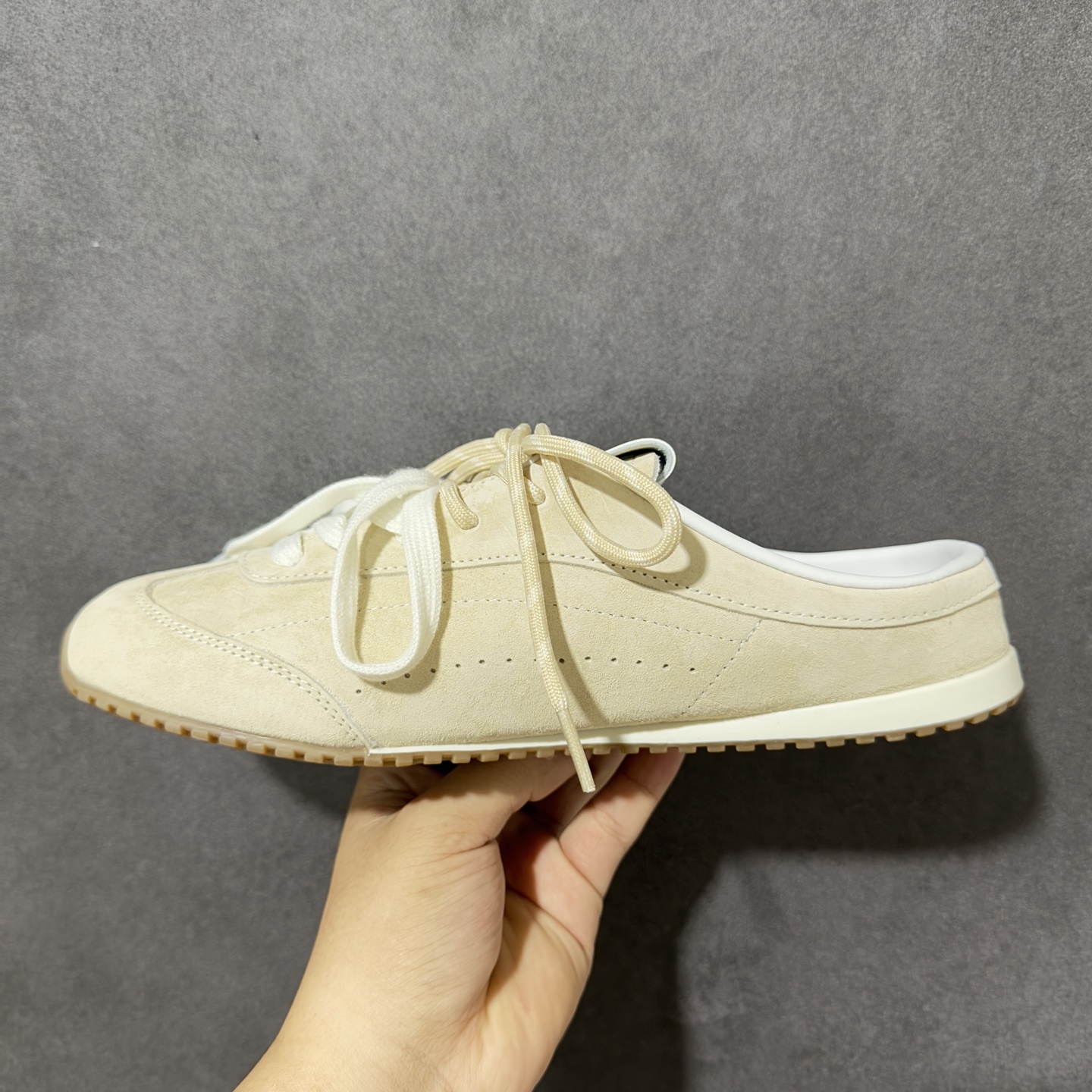 图片[2]-【公司级】Alo Sunset Sneaker 徳训生活休闲鞋 半拖 黑色 货号：A1004U  尺码：36 36.5 37 37.5 38 38.5 39 40 41 41.5 42 42.5 43 44 45-选品中心