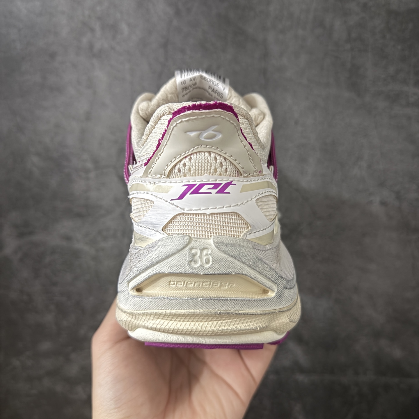 图片[4]-【VG纯原】Balenciaga巴黎世家26代 Jet 压纹印花 圆头厚底4.25cm 低帮 老爹鞋 白酒红 市场老牌巴黎世家大厂出品 品质价格无需多言 原鞋原材料打造 一比一细节还原 此款相对之前款式轻质很多 超厚鞋底增高4-5cm 高街风格-选品中心