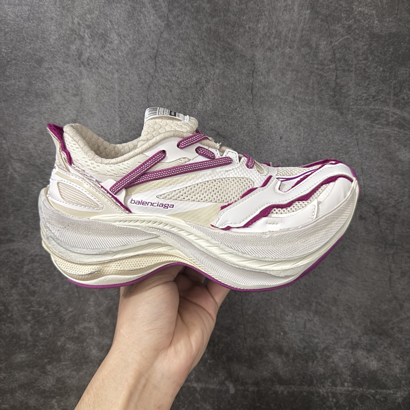 【VG纯原】Balenciaga巴黎世家26代 Jet 压纹印花 圆头厚底4.25cm 低帮 老爹鞋 白酒红 市场老牌巴黎世家大厂出品 品质价格无需多言 原鞋原材料打造 一比一细节还原 此款相对之前款式轻质很多 超厚鞋底增高4-5cm 高街风格-选品中心