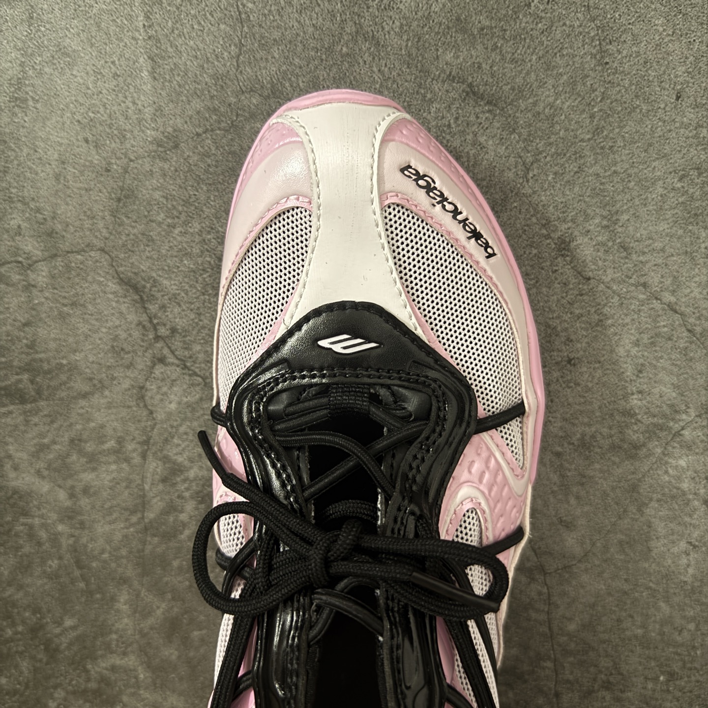 图片[5]-【XA版本】Balenciaga巴黎世家 Radar 圆头系带 做旧效果 低帮 生活休闲鞋 巴黎世家25代 轻薄款经典出货 这个非常适合春夏季 很薄很轻 摆脱了巴黎世家往昔那种笨重的观念 尺码：35-40-选品中心