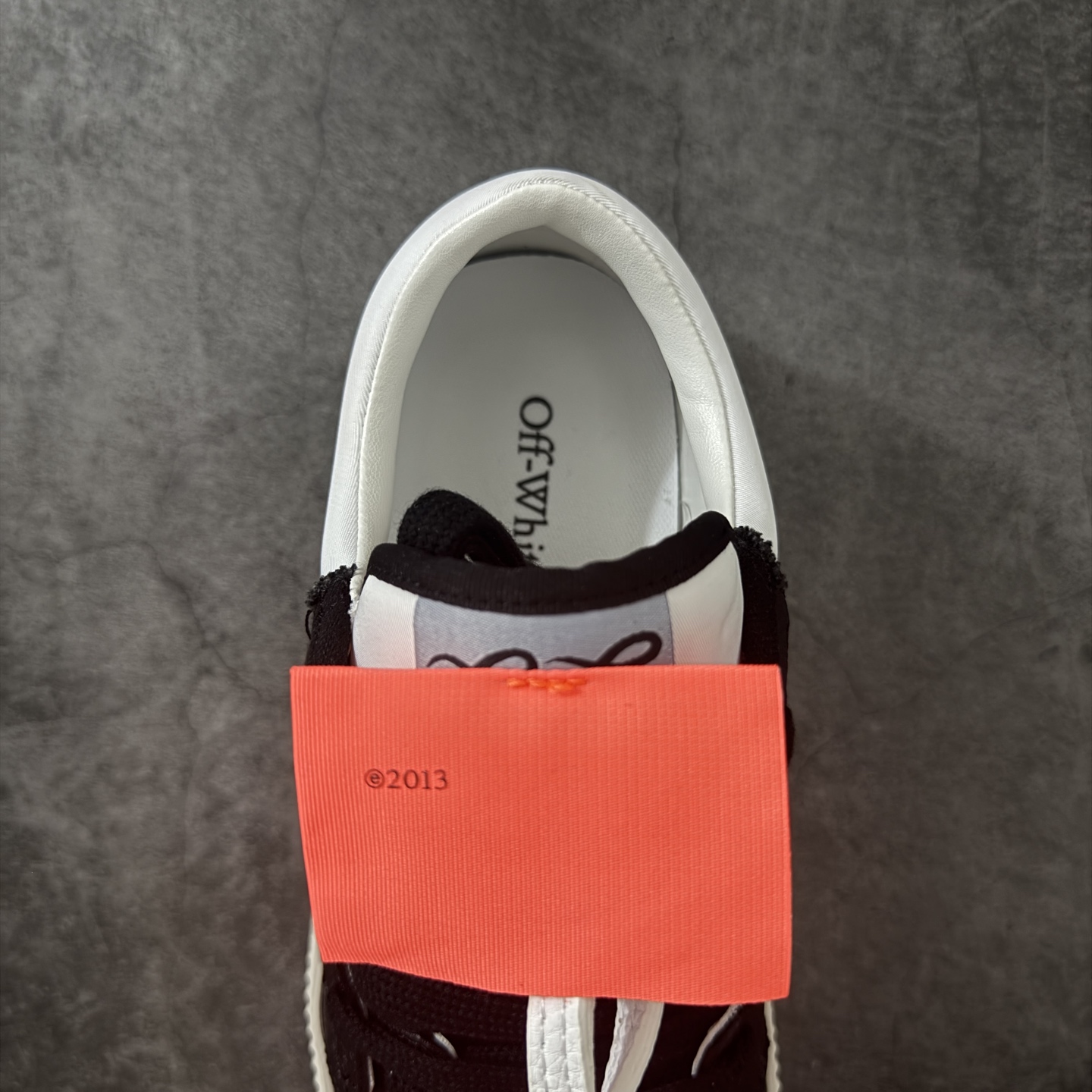 图片[8]-【纯原版】OFF-WHITE 3.0 Off Court 小牛皮 圆头系带 低帮休闲休闲鞋 标签的独特风格上脚就是焦点 外观很有设计感，个性独特，辨识度拉满 尺码：36 37 38 39 40 41 42 43 44 45 46 47-选品中心