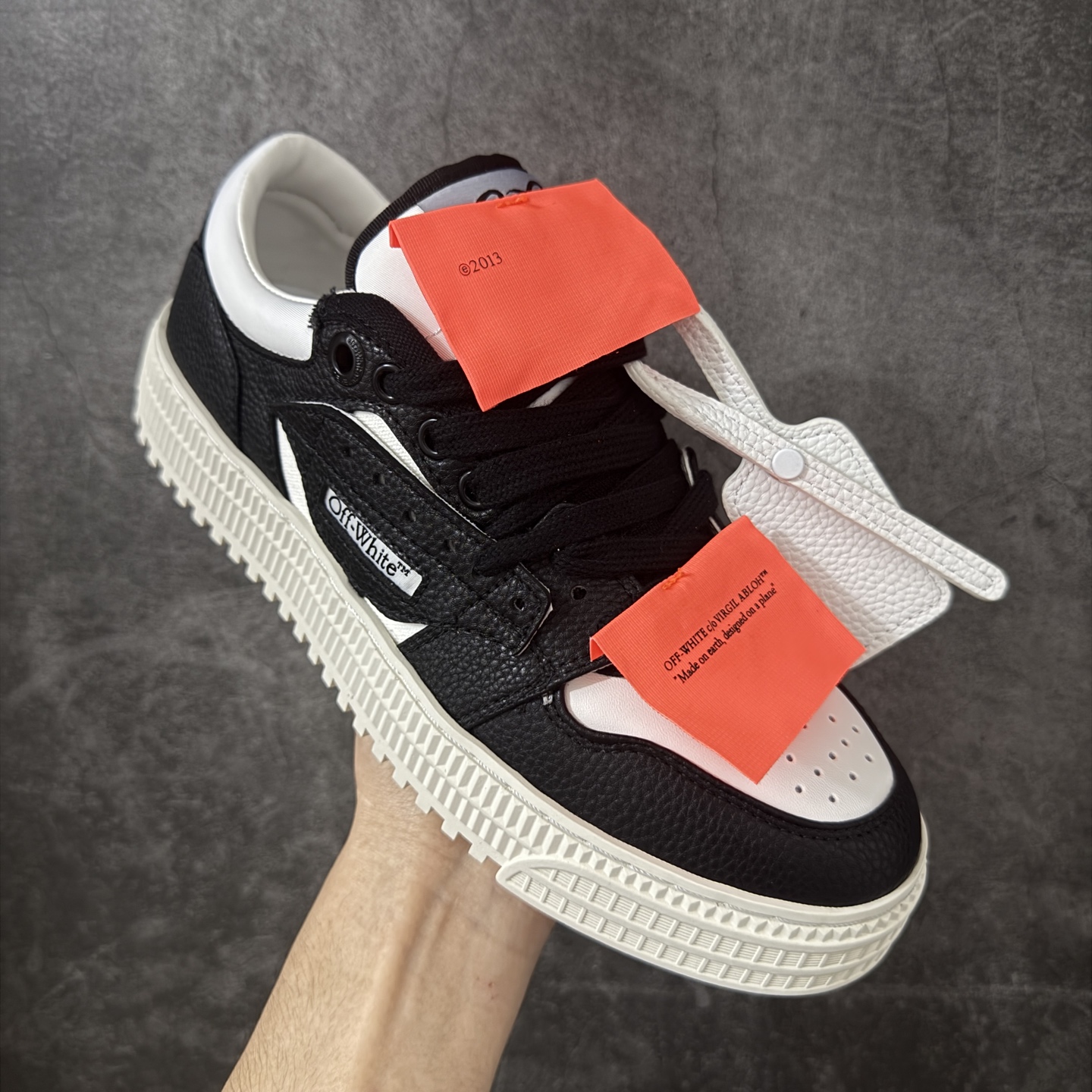 图片[3]-【纯原版】OFF-WHITE 3.0 Off Court 小牛皮 圆头系带 低帮休闲休闲鞋 标签的独特风格上脚就是焦点 外观很有设计感，个性独特，辨识度拉满 尺码：36 37 38 39 40 41 42 43 44 45 46 47-选品中心