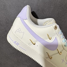 Nike Air Force 1'07 Low 手绘涂鸦 紫色星空 空军一号低帮休闲板鞋 FV3654-511 #将浪漫 Nike Air Force 1'07 Low 手绘涂鸦 紫色星空 空军一号低帮休闲板鞋 FV3654-511 #将浪漫