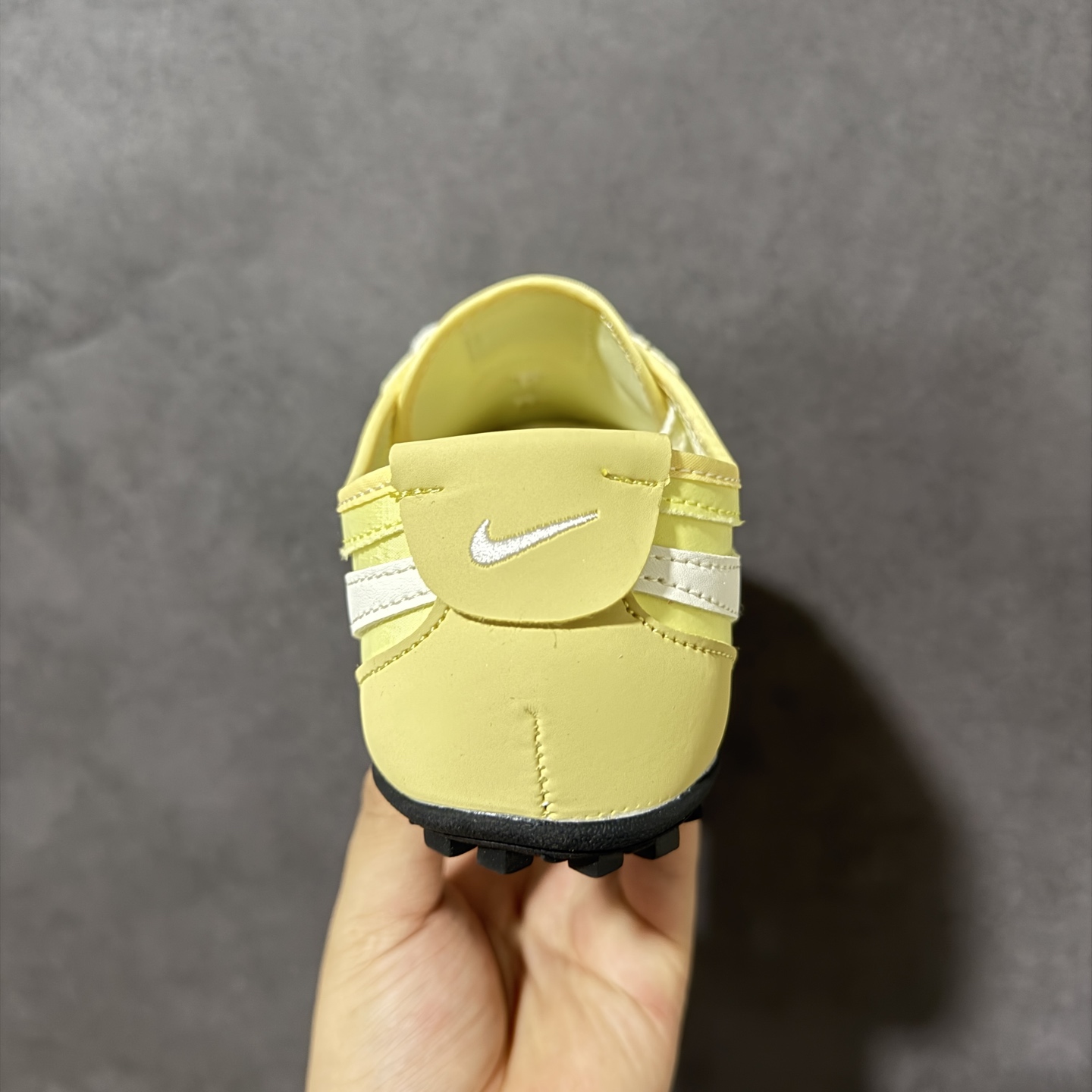 Nike Moon Shoe OG Summit 耐克 柔软舒适防滑耐磨 低帮休闲板鞋 黄白生胶 货号:IW0955-7 Nike Moon Shoe OG Summit 耐克 柔软舒适防滑耐磨 低帮休闲板鞋 黄白生胶 货号:IW0955-7