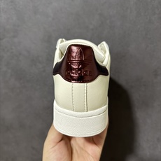 Adidas Original Superstar 2 阿迪达斯 低帮 米白红 贝壳头2代防滑耐磨轻便低邦板鞋 鞋身整体 Adidas Original Superstar 2 阿迪达斯 低帮 米白红 贝壳头2代防滑耐磨轻便低邦板鞋 鞋身整体