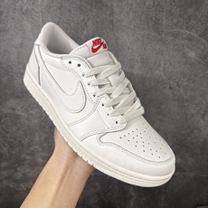 Air Jordan 1 Low OG AJ1低邦 米白 男女同款 乔丹篮球鞋系列 HQ6998-100 全新og系列出 Air Jordan 1 Low OG AJ1低邦 米白 男女同款 乔丹篮球鞋系列 HQ6998-100 全新og系列出