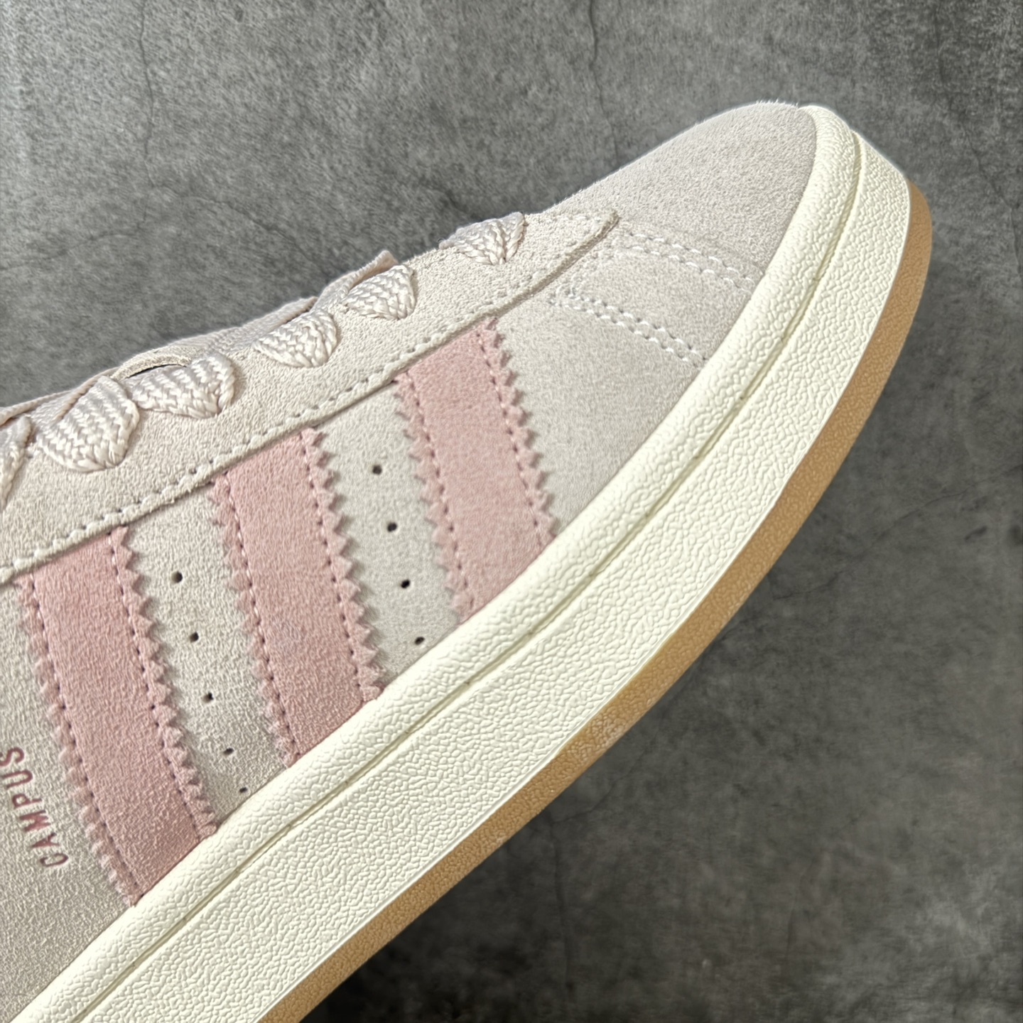阿迪达斯三叶草adidas originals Campus 00s 绿白 货号：JH5628 尺码：35.5 36 3