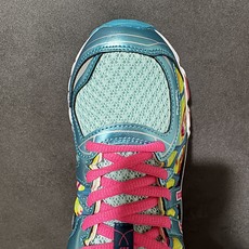ASICS Gel-Nimbus 16 雨云16代系列轻量缓震休闲运动跑步鞋 货号: T485Q-0235 尺码:36- ASICS Gel-Nimbus 16 雨云16代系列轻量缓震休闲运动跑步鞋 货号: T485Q-0235 尺码:36-
