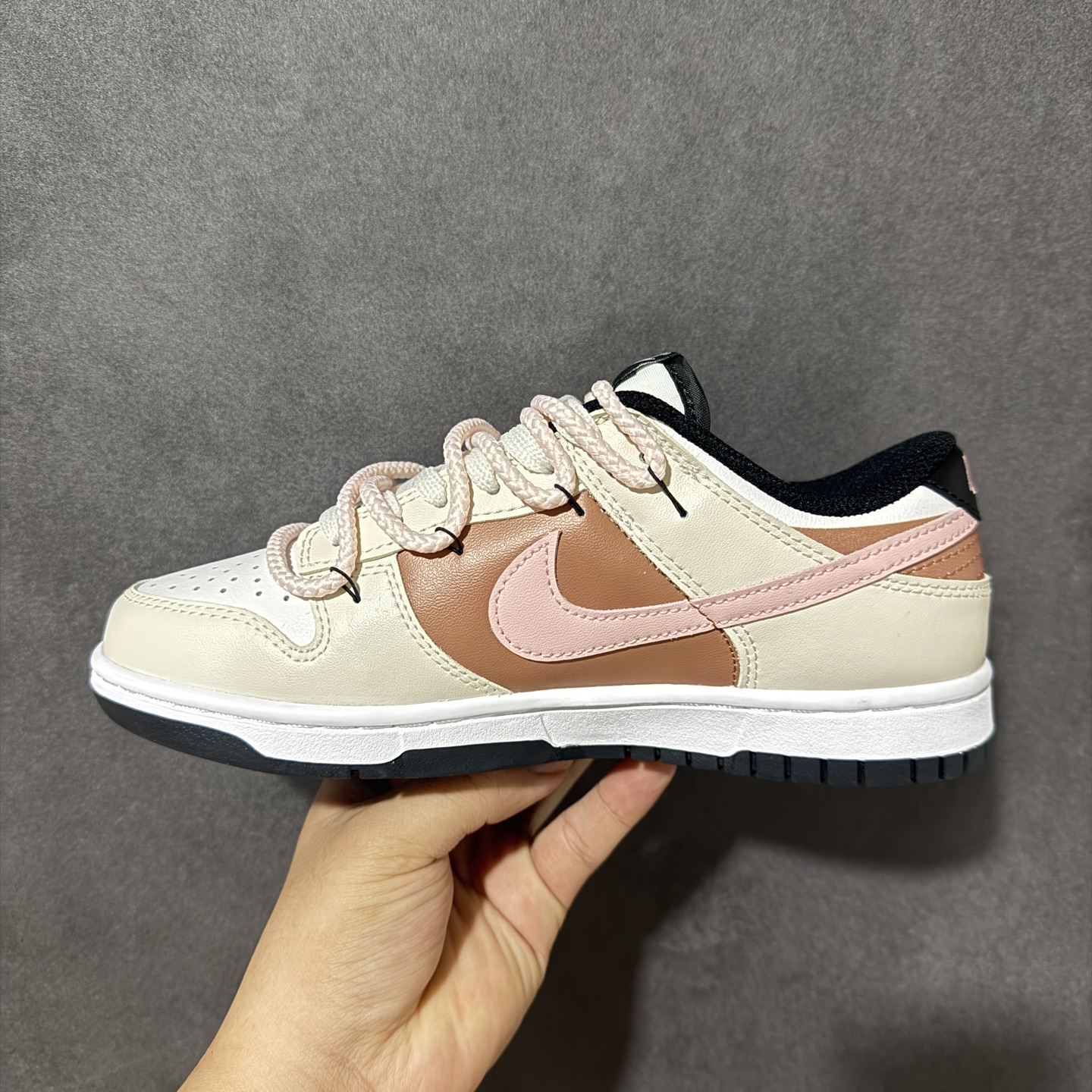 Nike Dunk Low 实力大厂出品 新配色陆续开发 利润个位数只为口碑 全套原纸板楦头开发 确保原汁原味 完美呈现